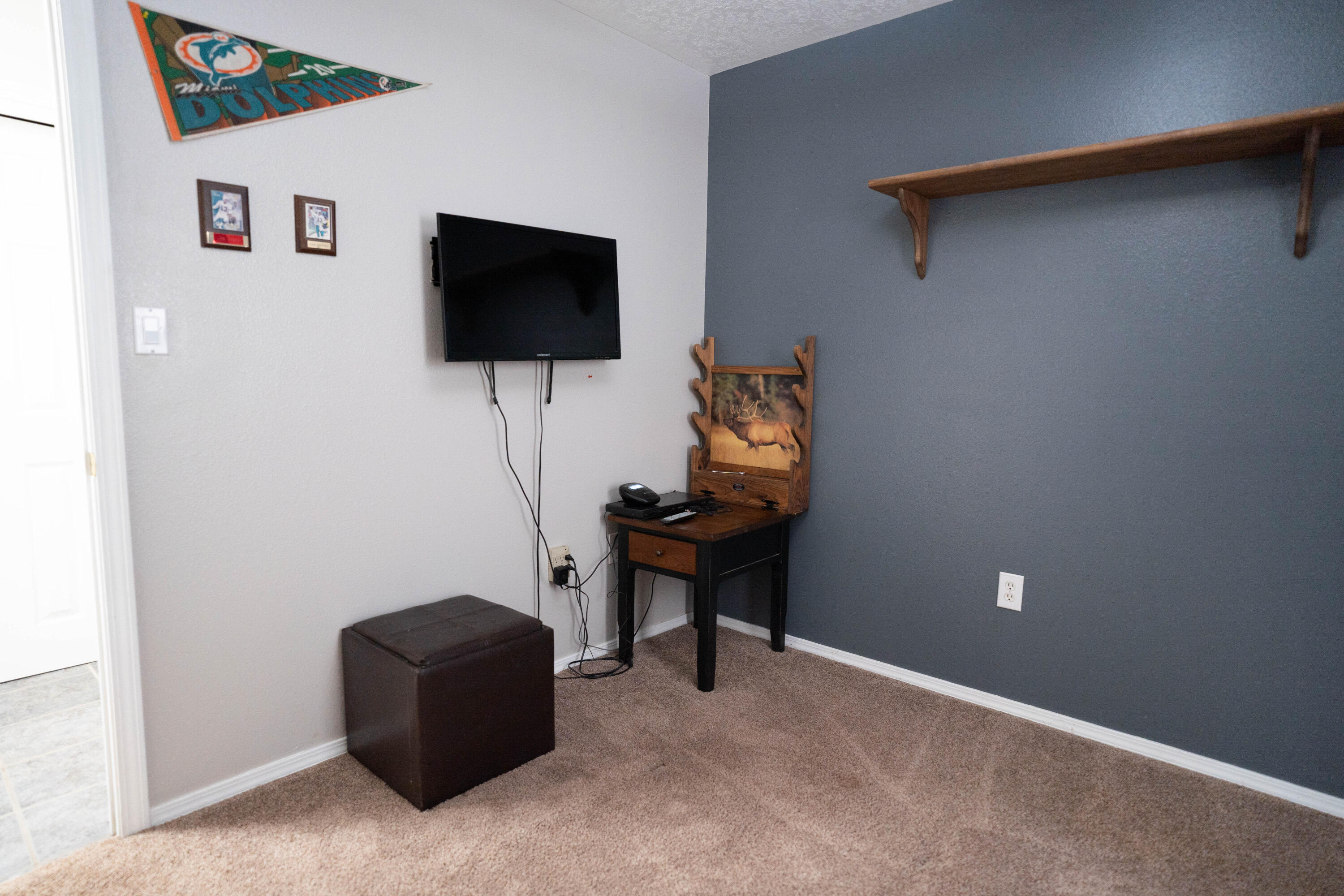 2002 VALLEY VIEW Drive SW