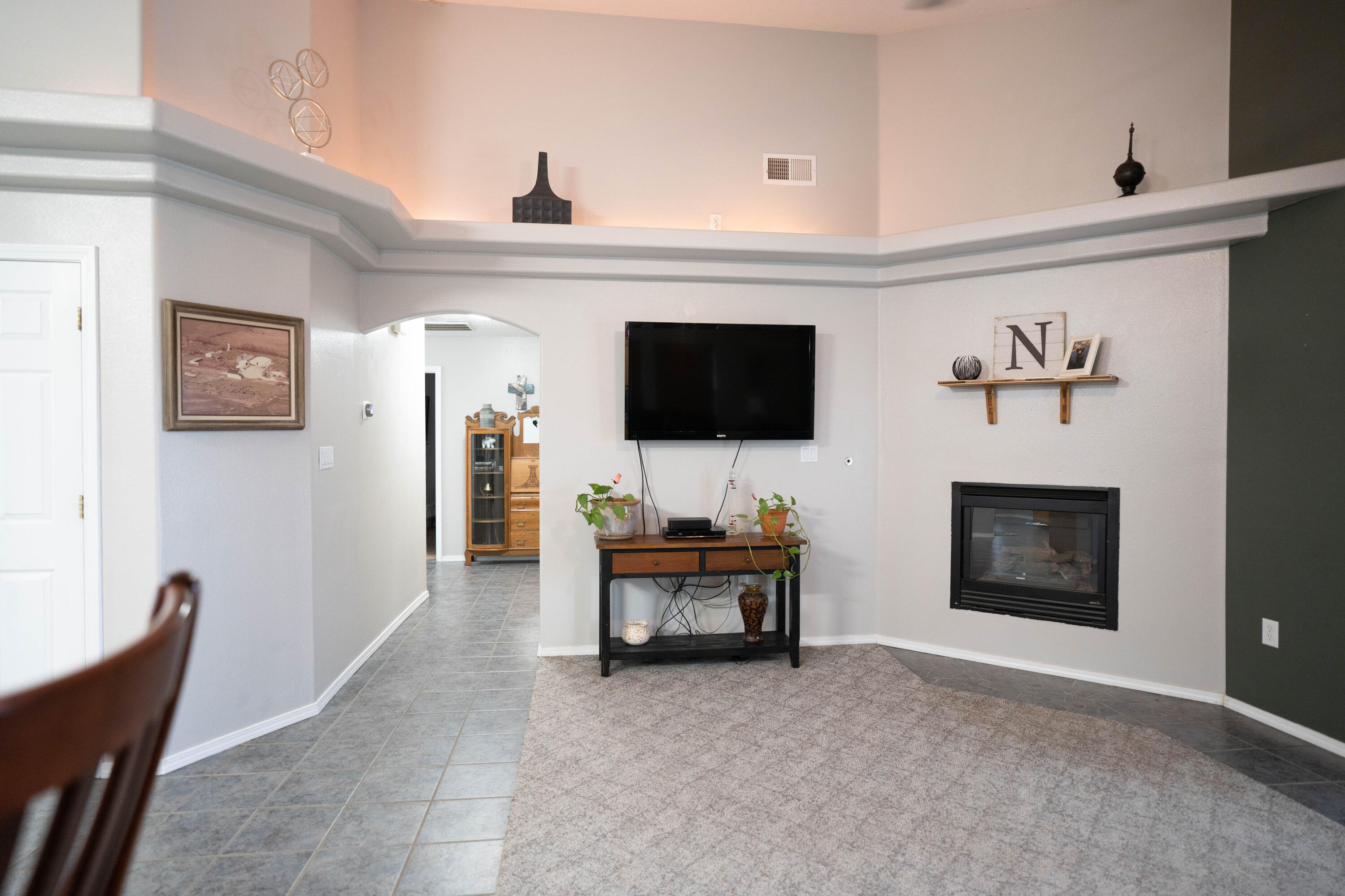 2002 VALLEY VIEW Drive SW