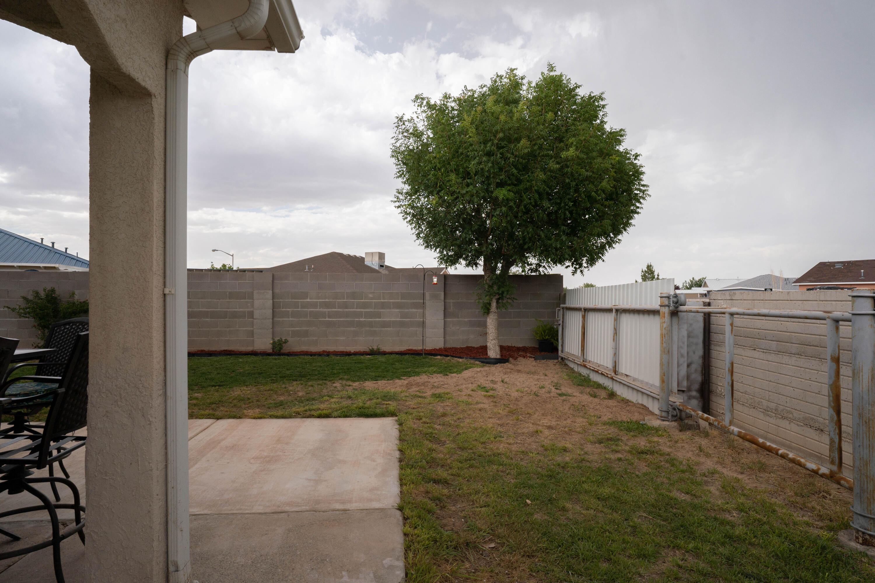 2002 VALLEY VIEW Drive SW