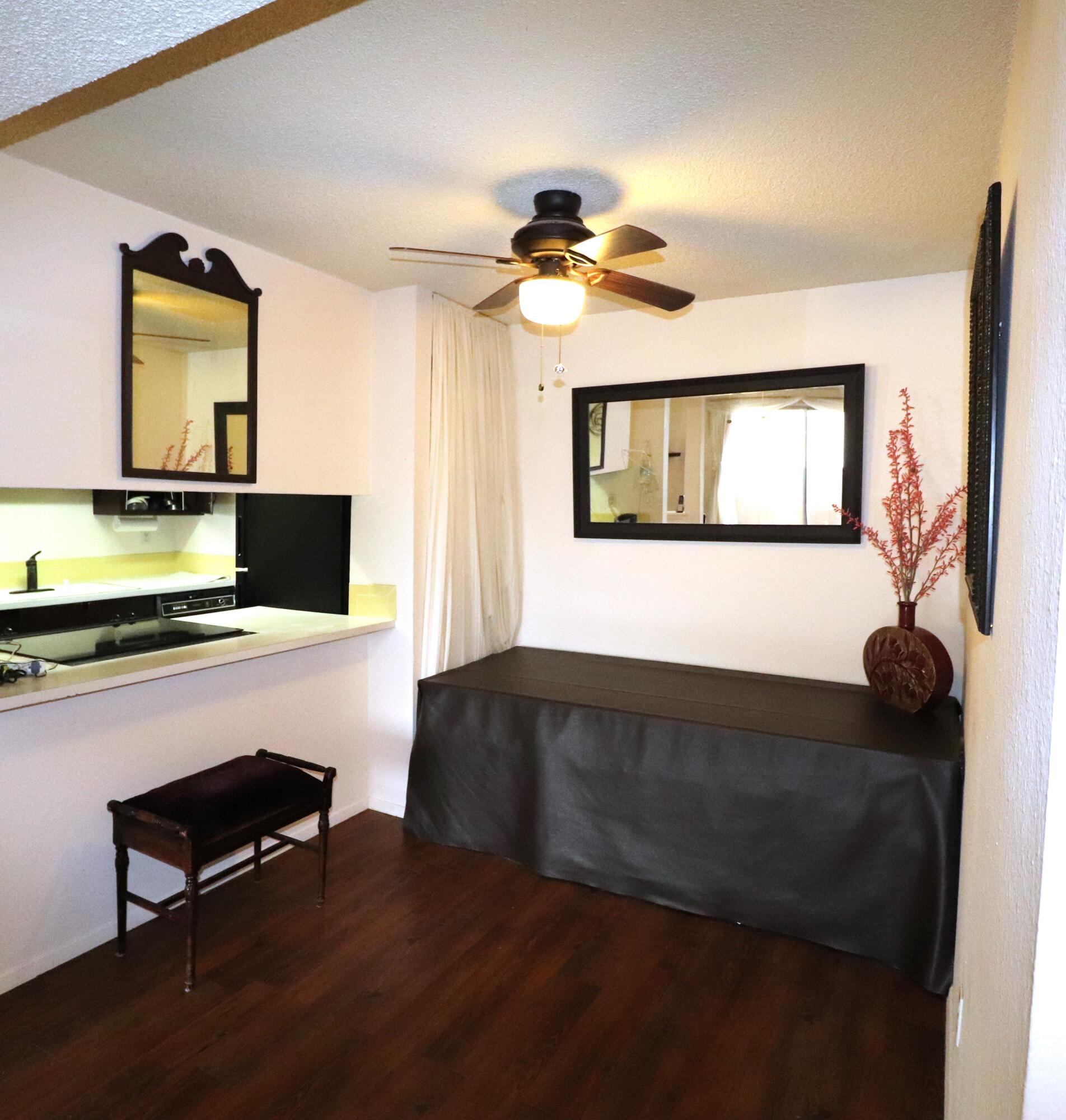 3825 MONTGOMERY Boulevard NE Unit: 133