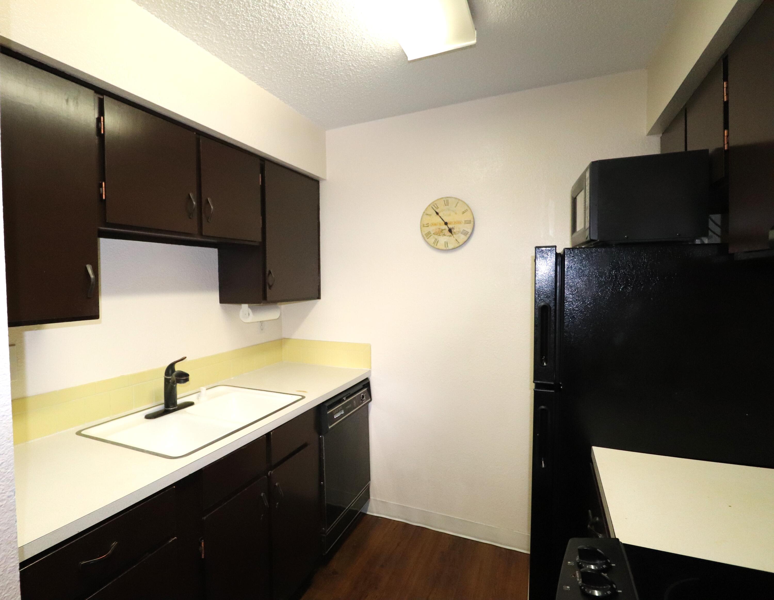 3825 MONTGOMERY Boulevard NE Unit: 133