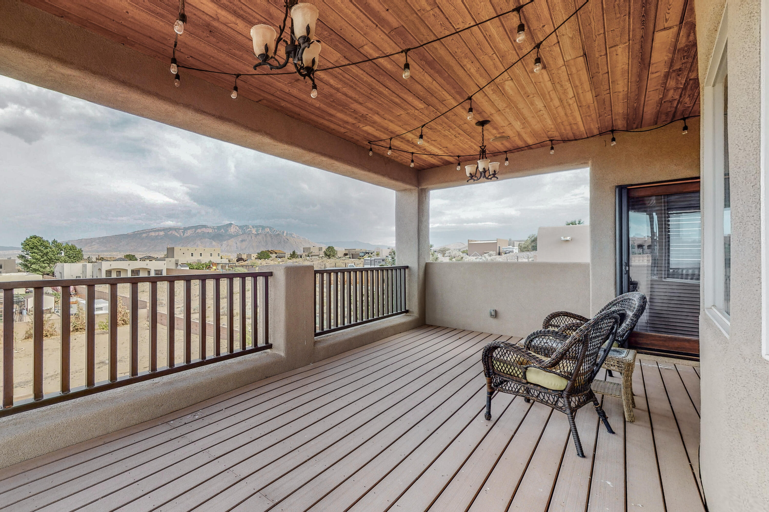 3114 CAMPECHE Road NE