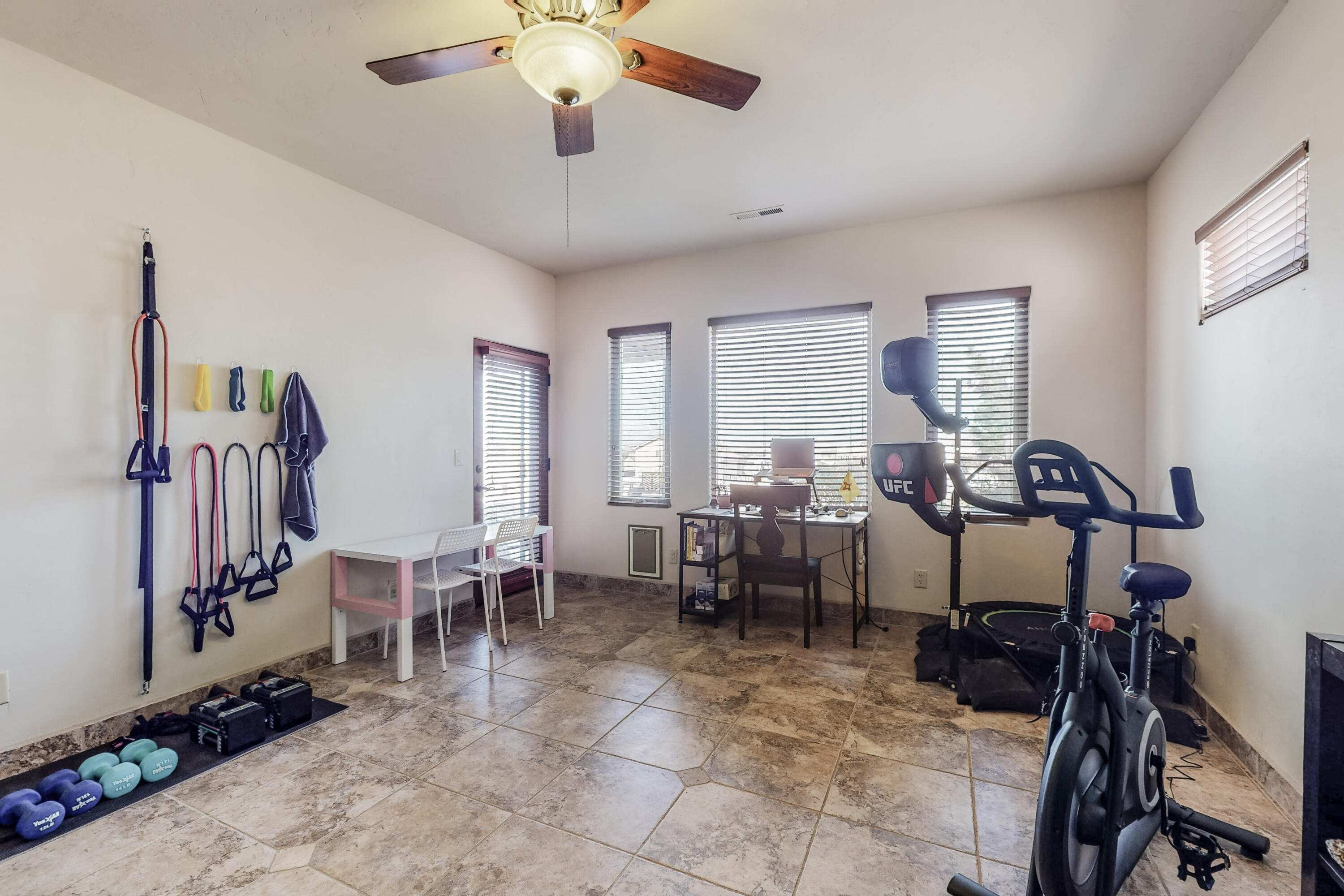 3114 CAMPECHE Road NE