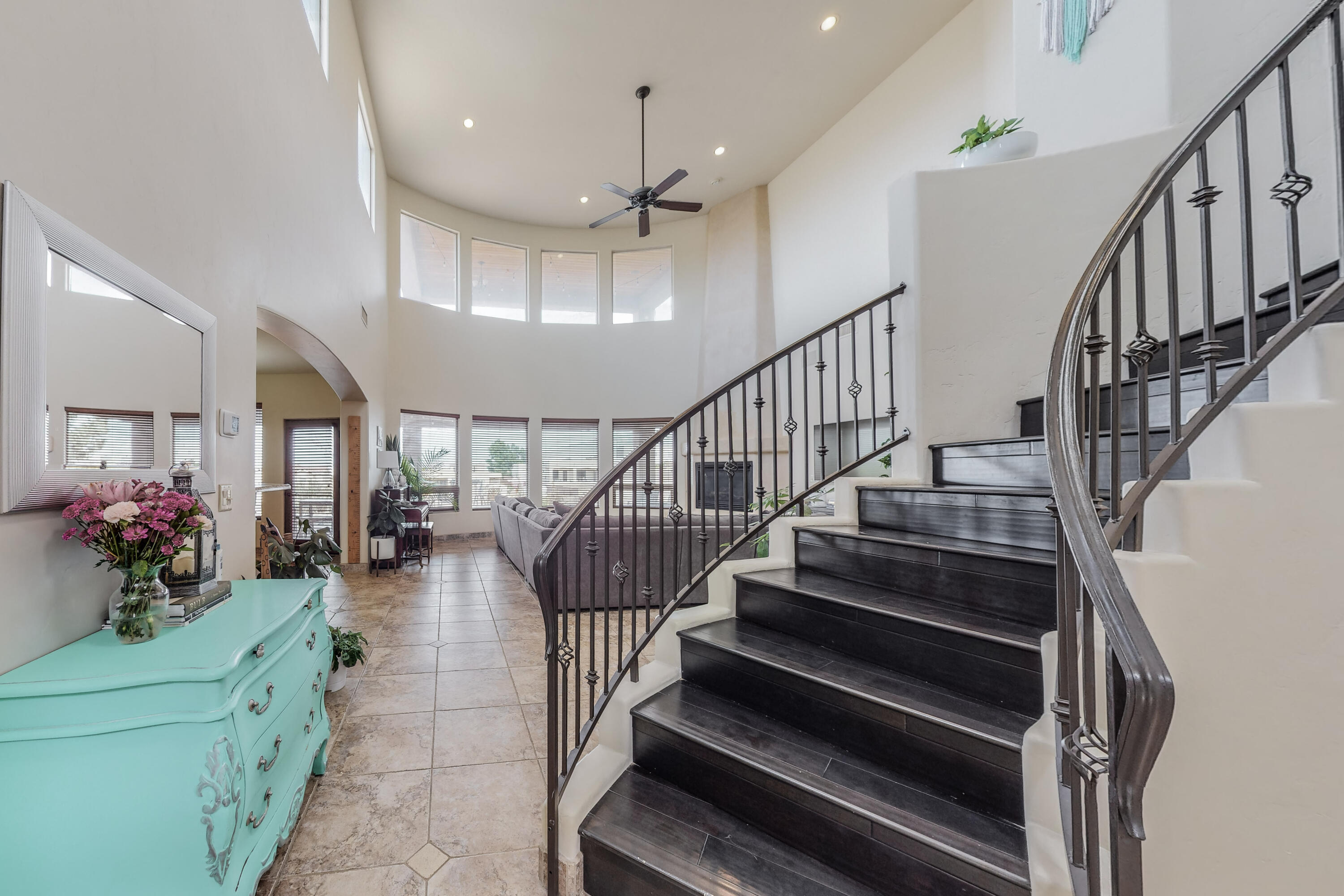 3114 CAMPECHE Road NE