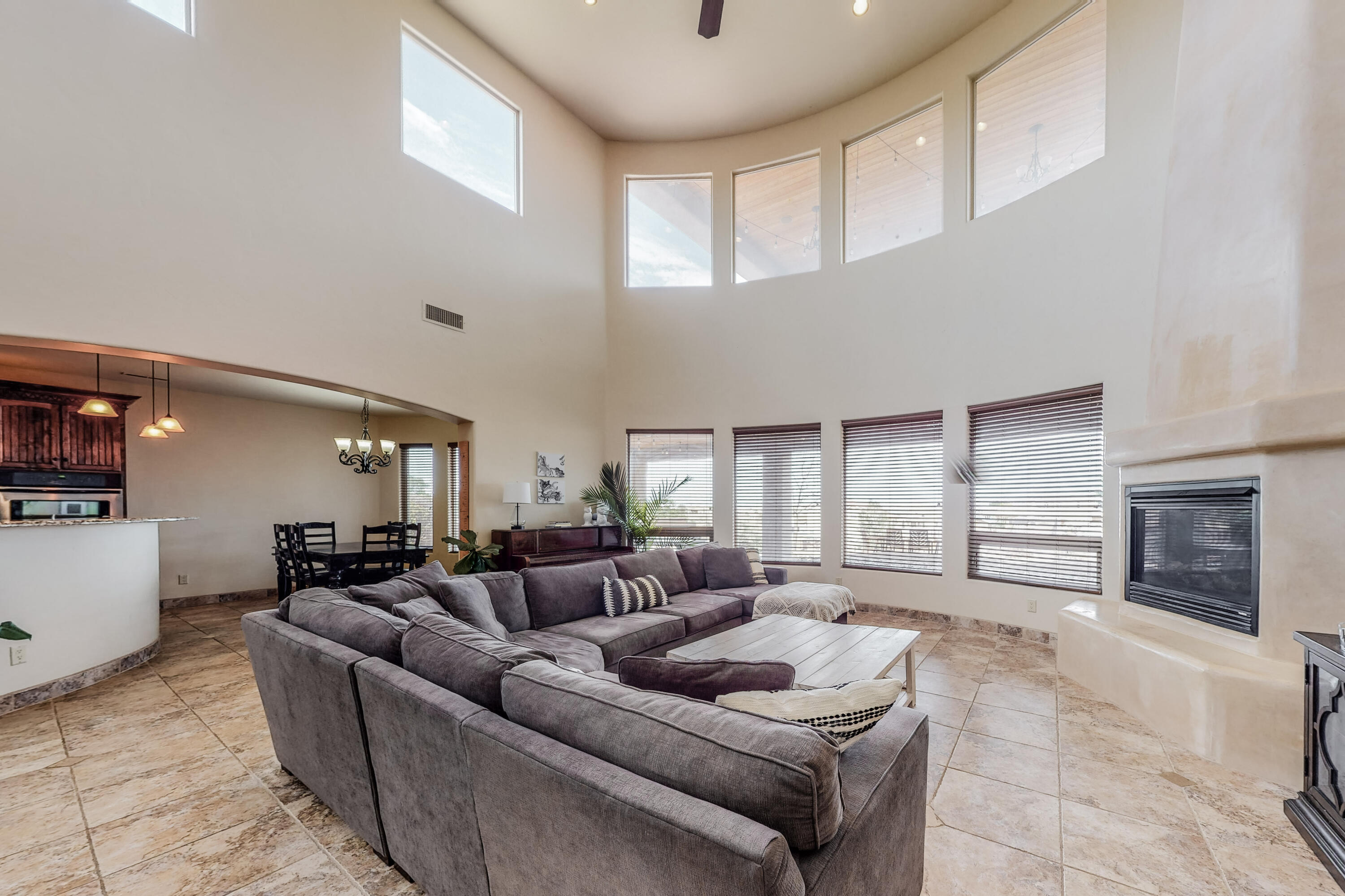 3114 CAMPECHE Road NE