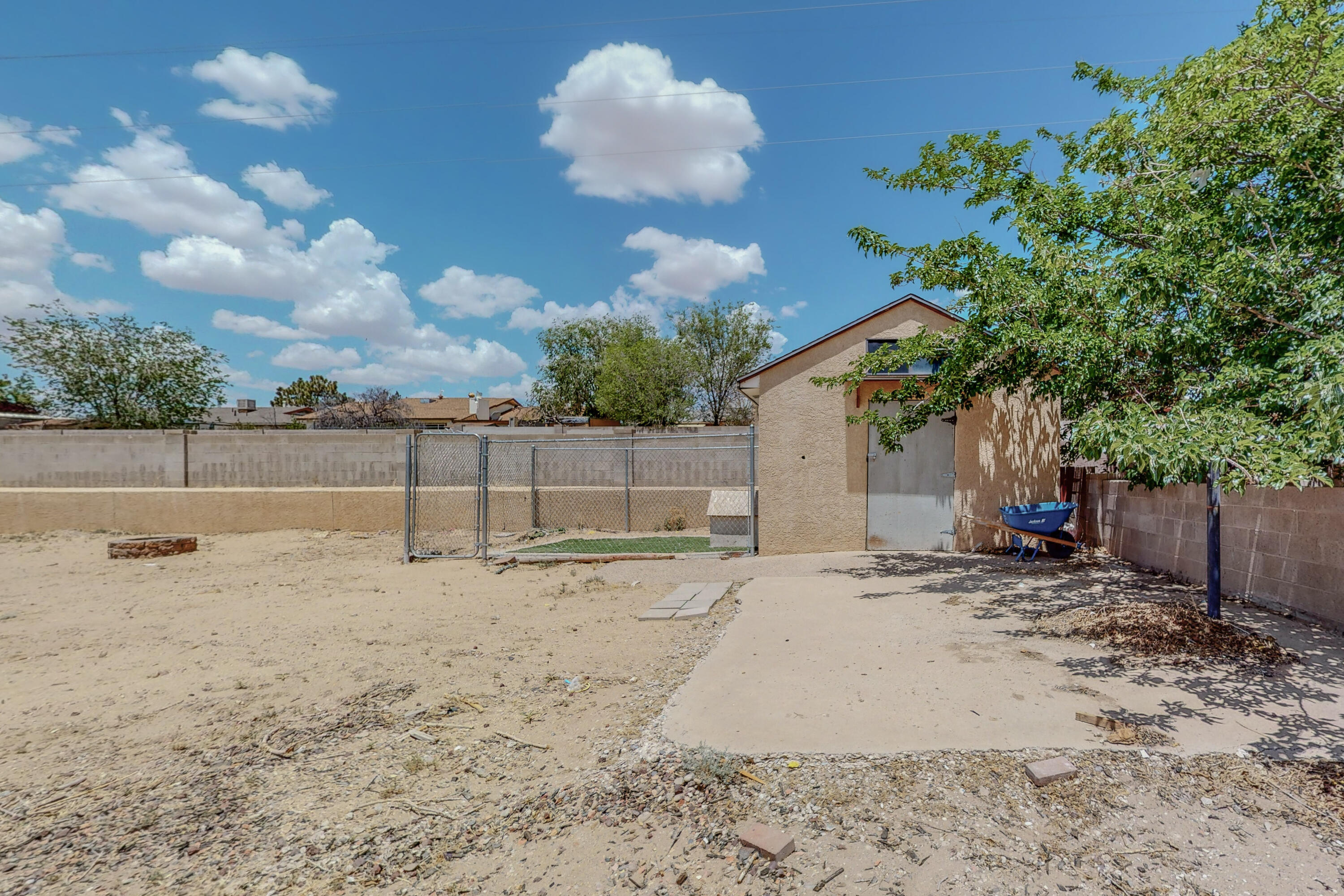 2300 LEMA Road SE