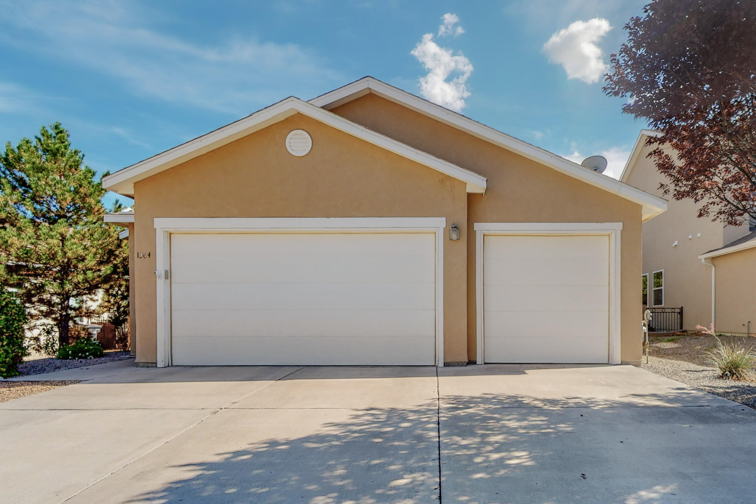 1364 REYNOSA Loop SE