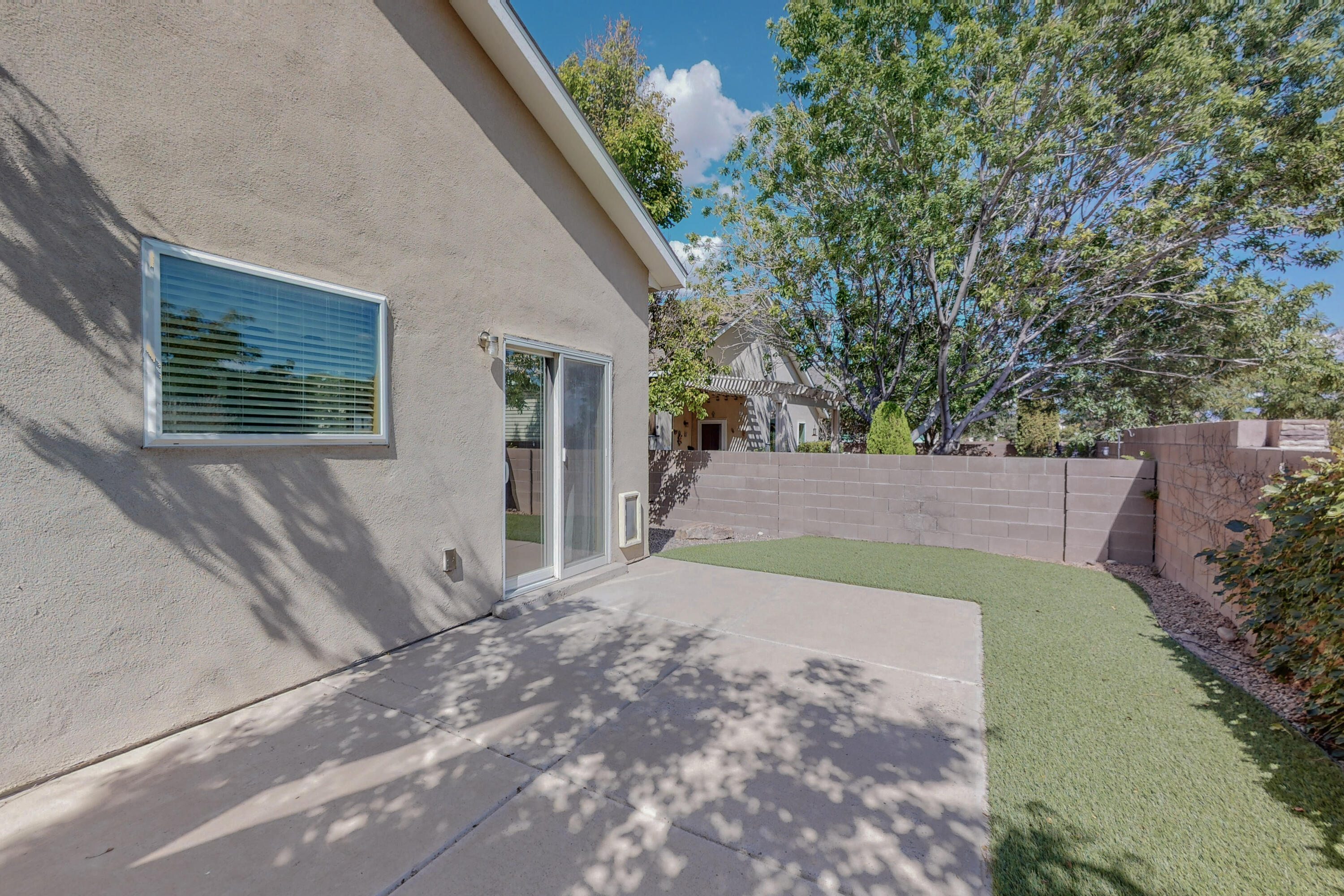 1364 REYNOSA Loop SE
