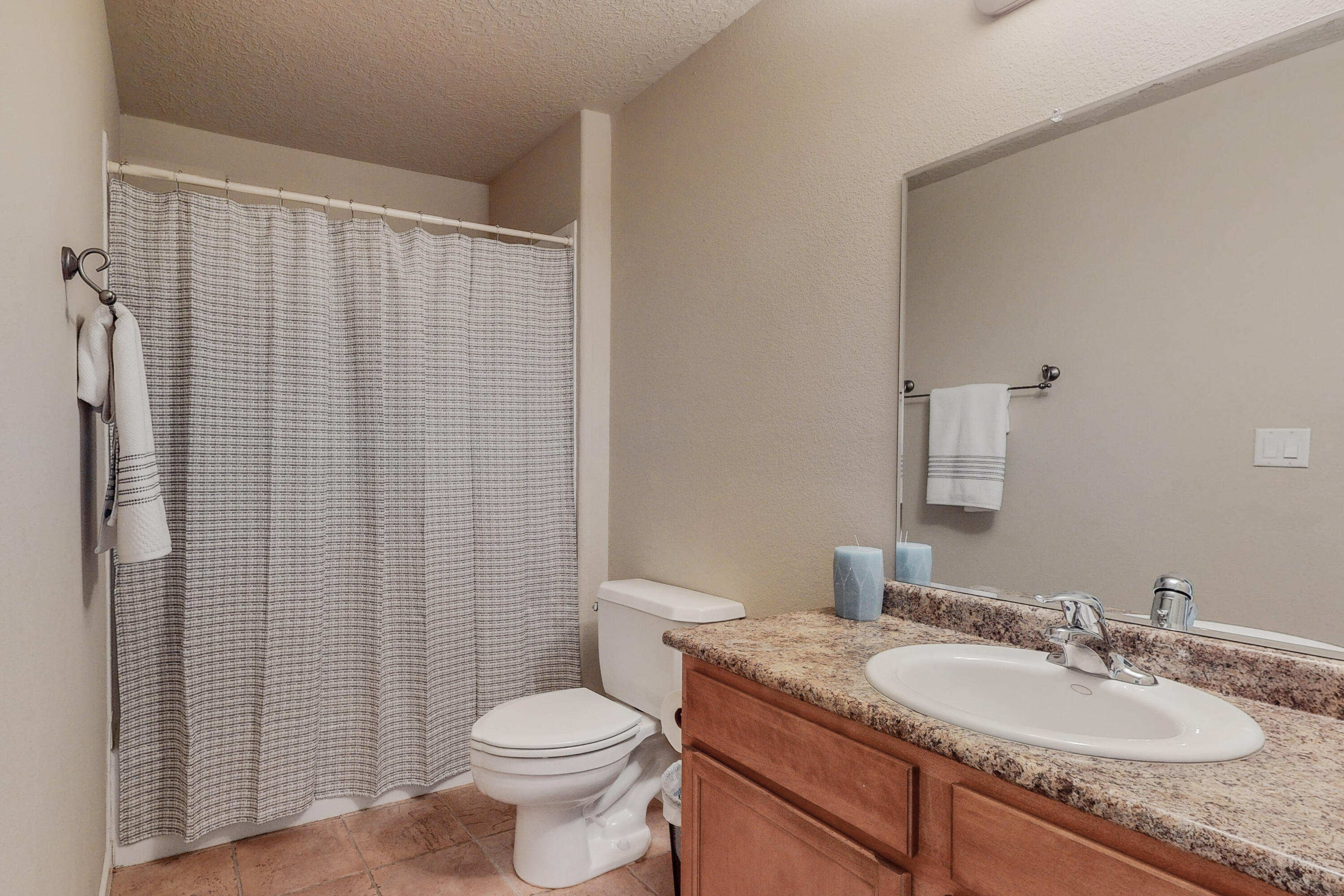 1364 REYNOSA Loop SE