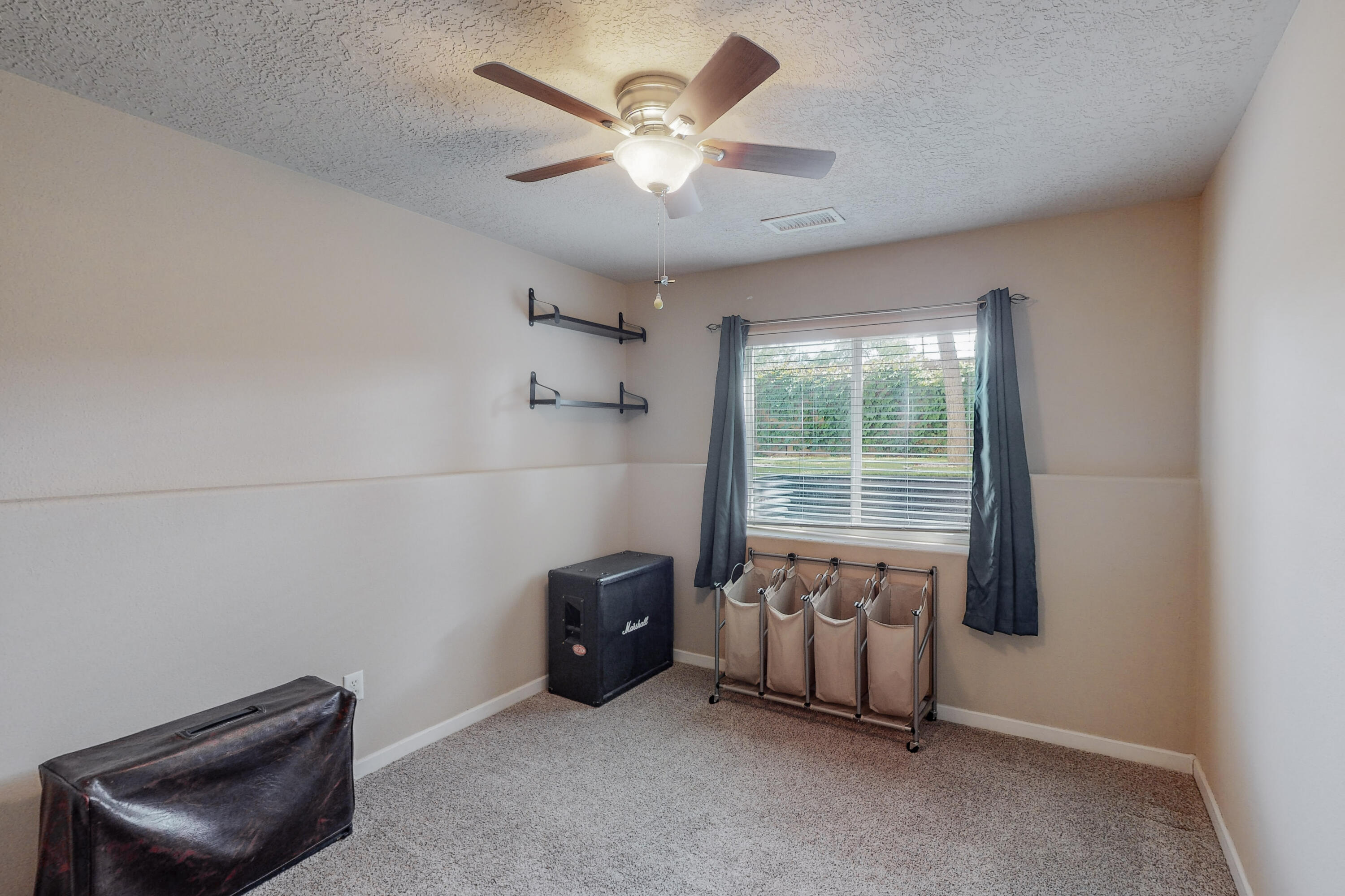 1364 REYNOSA Loop SE