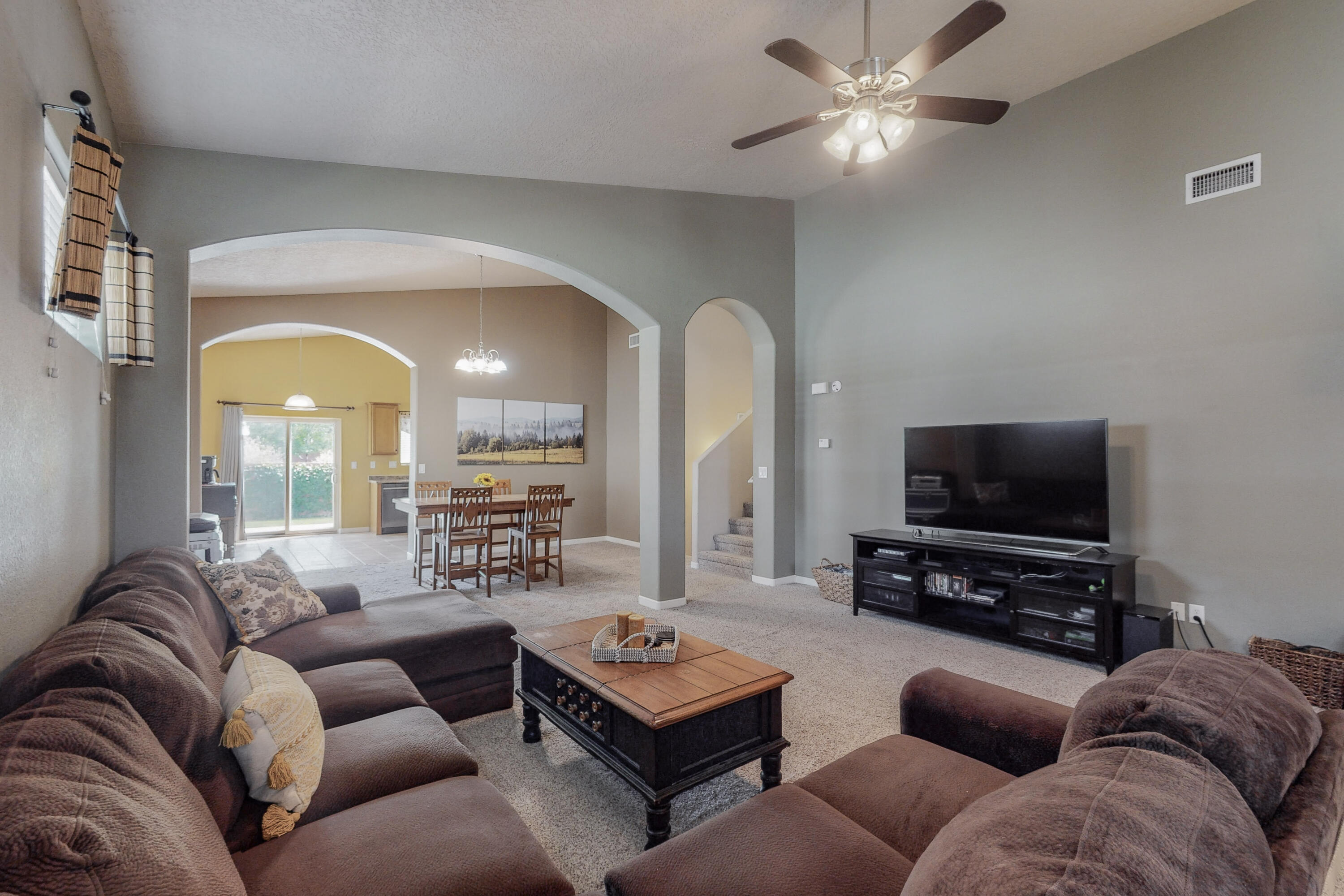 1364 REYNOSA Loop SE