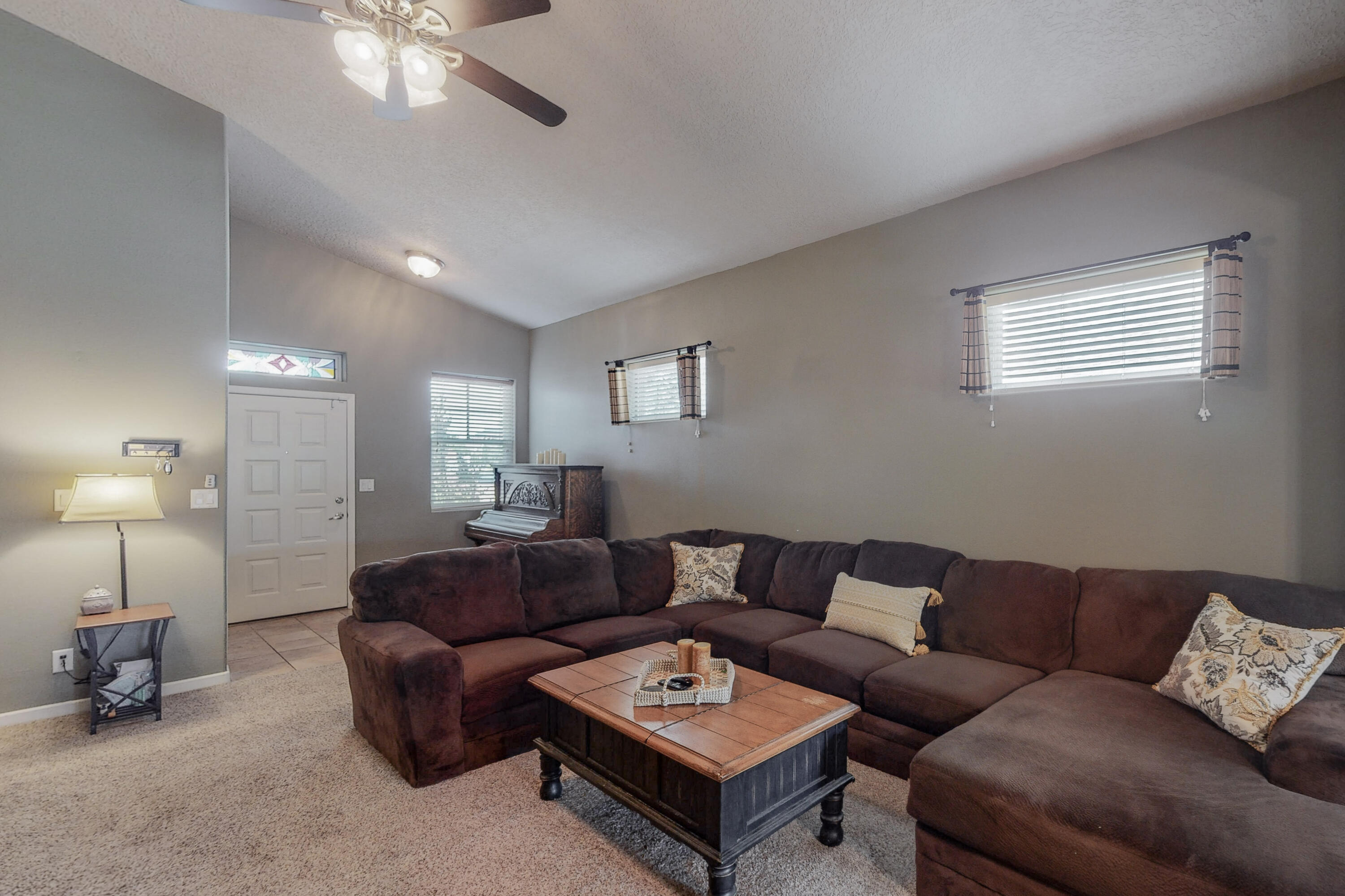 1364 REYNOSA Loop SE