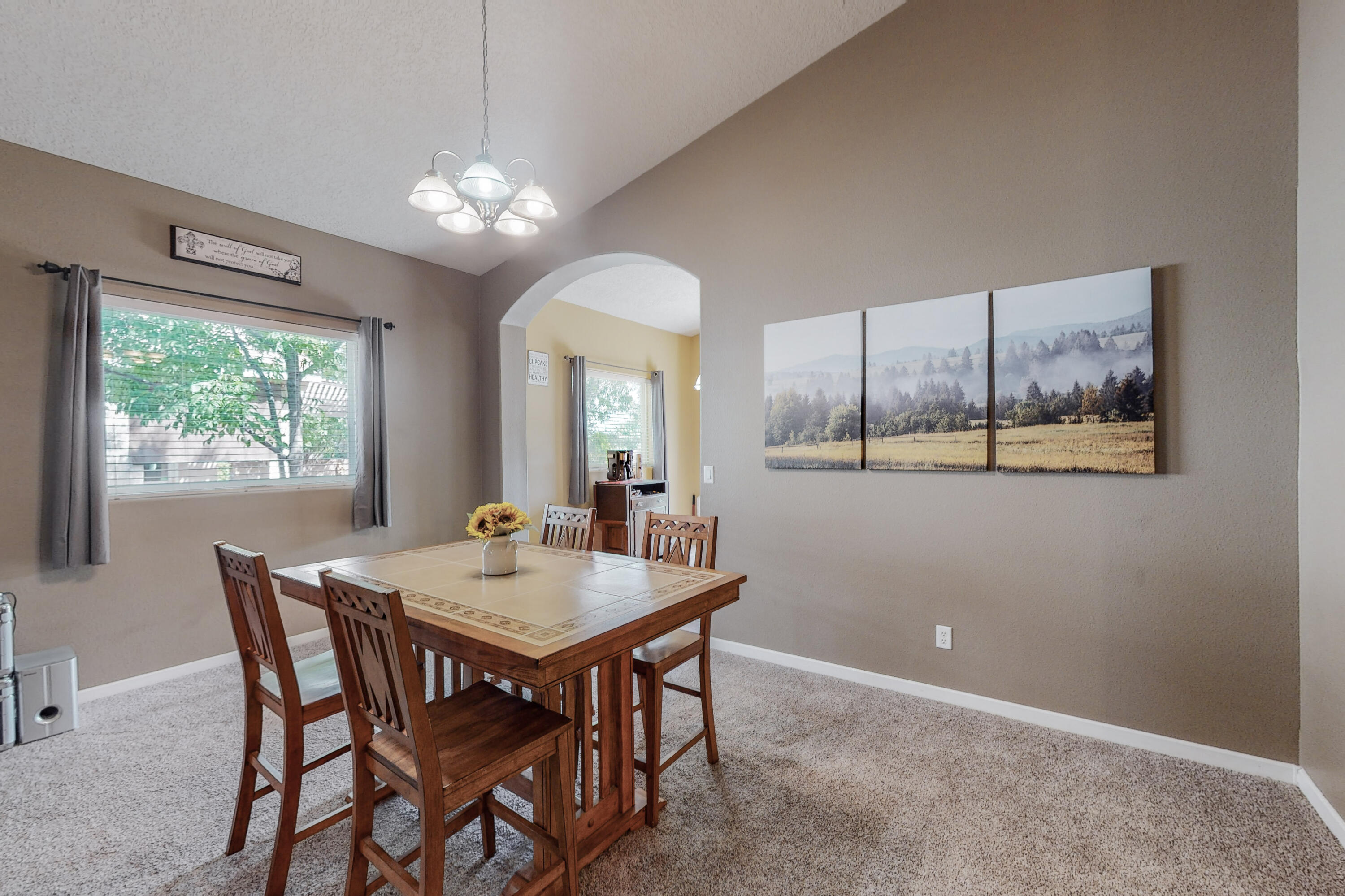 1364 REYNOSA Loop SE