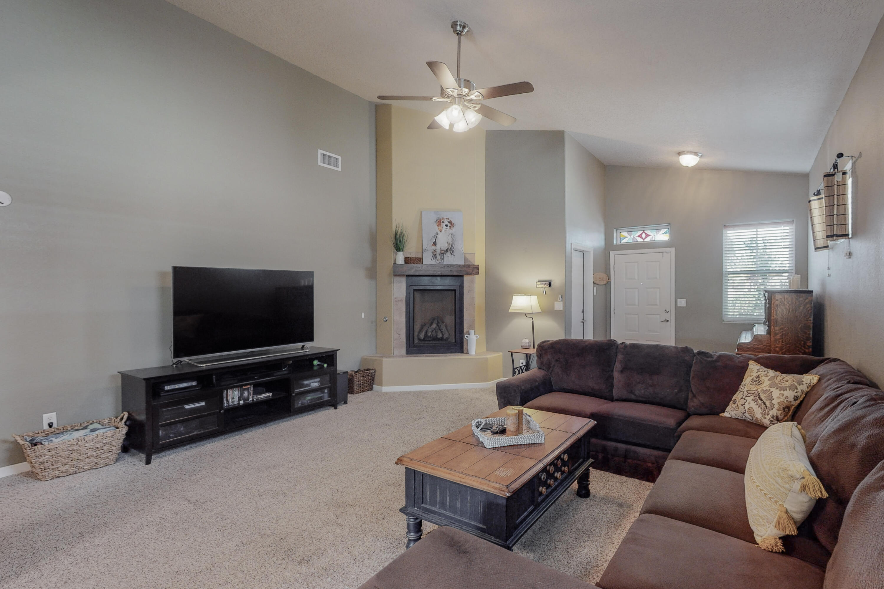 1364 REYNOSA Loop SE