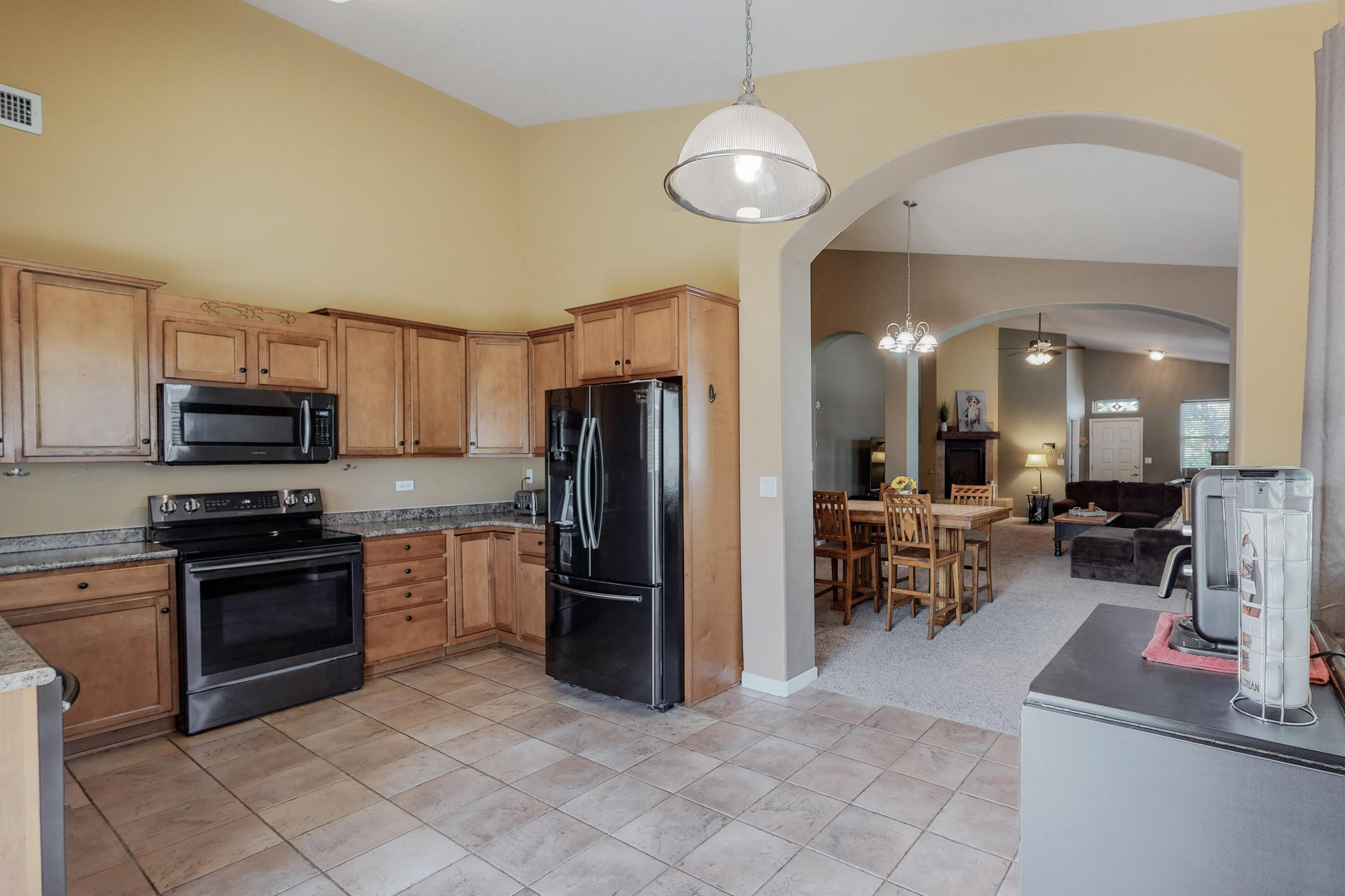 1364 REYNOSA Loop SE