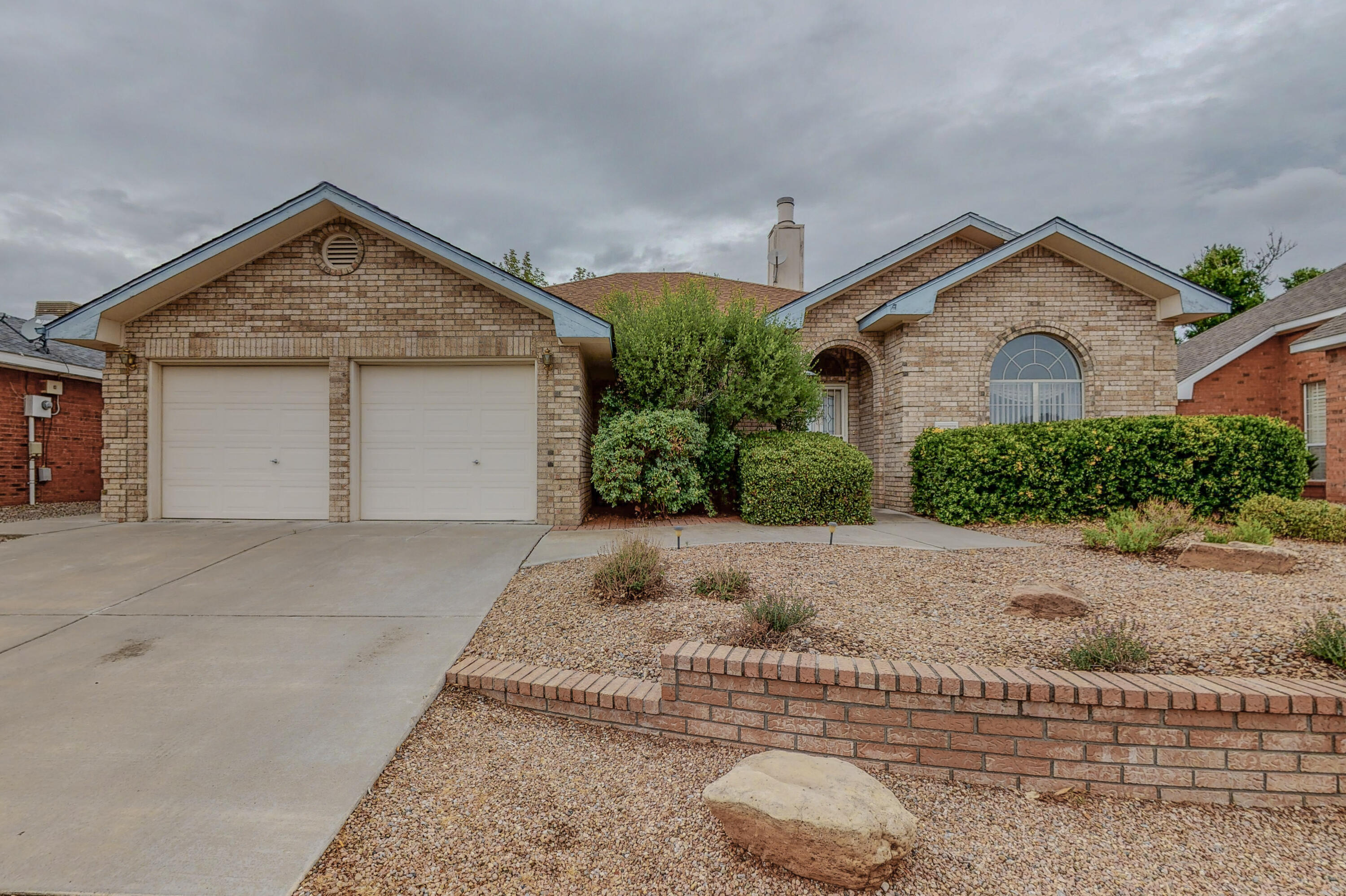 7557 CALYX Drive NW