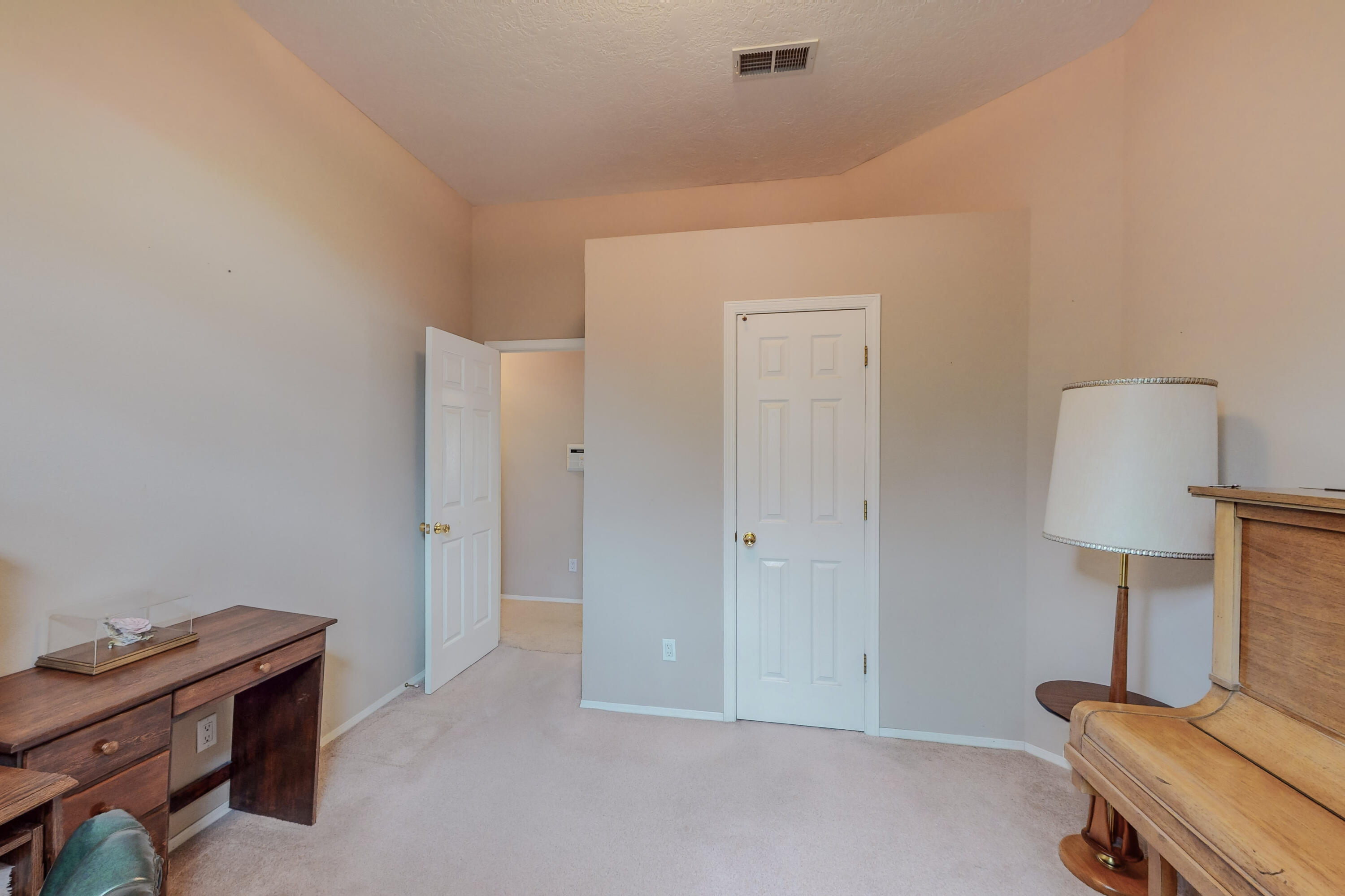 7557 CALYX Drive NW