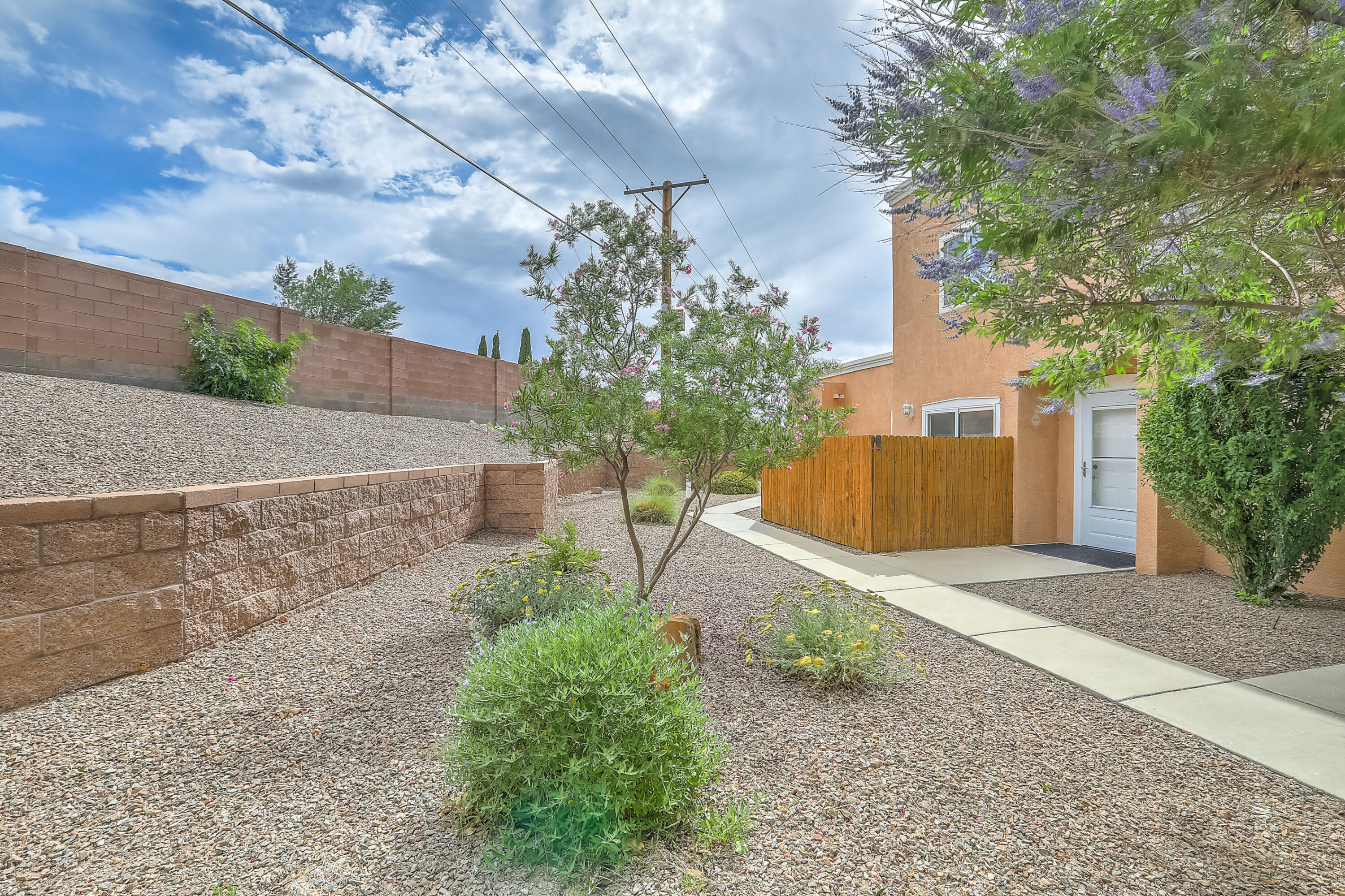 4701 MORRIS Street NE Unit: 1802