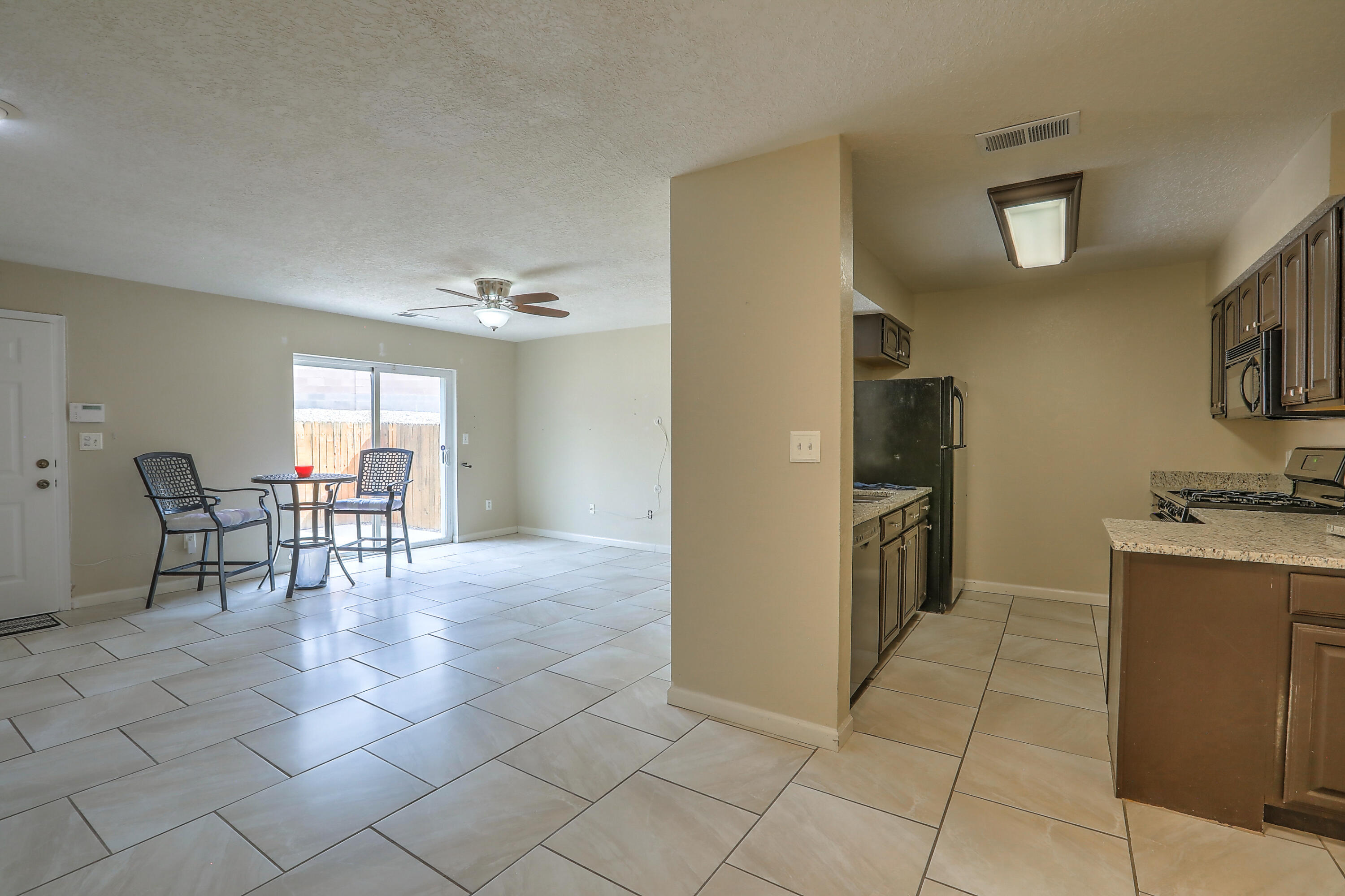 4701 MORRIS Street NE Unit: 1802