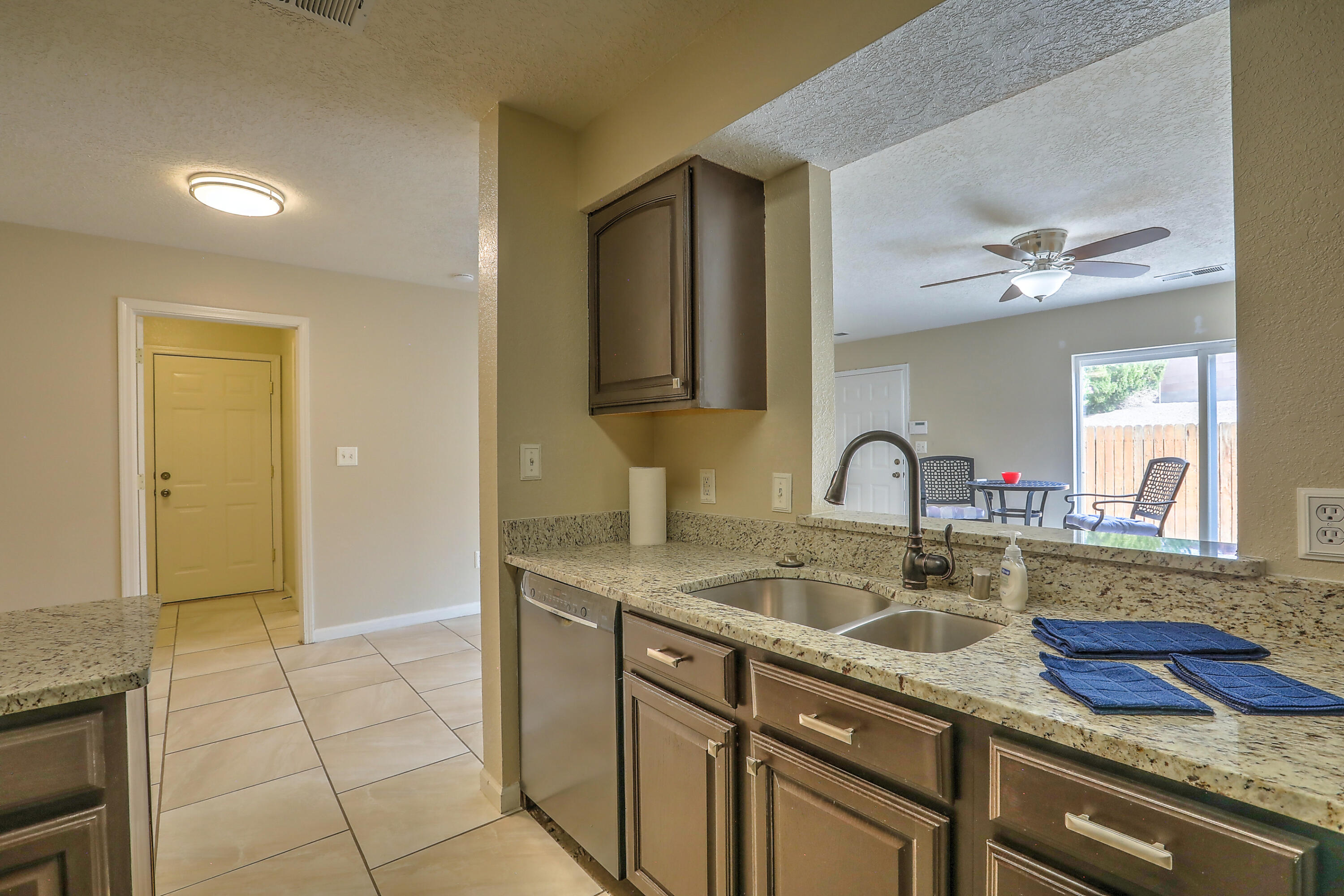 4701 MORRIS Street NE Unit: 1802