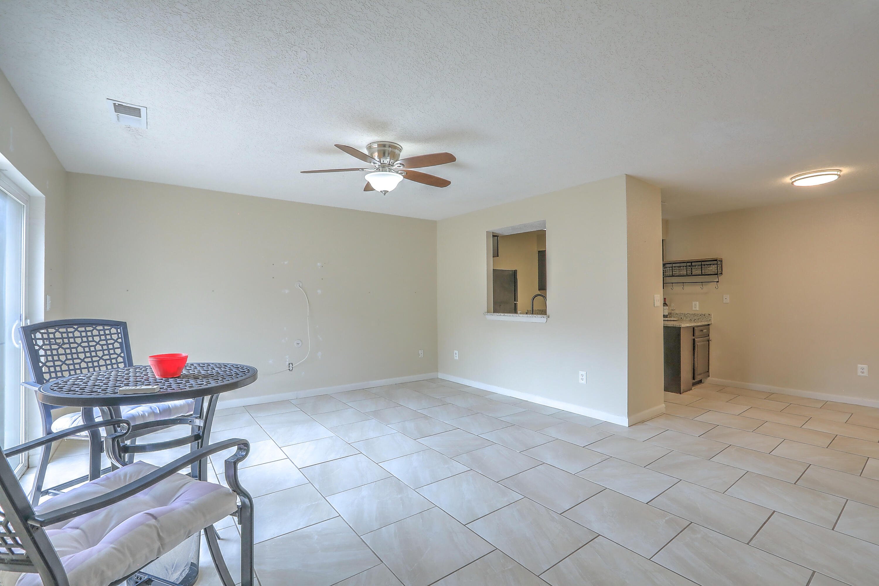 4701 MORRIS Street NE Unit: 1802