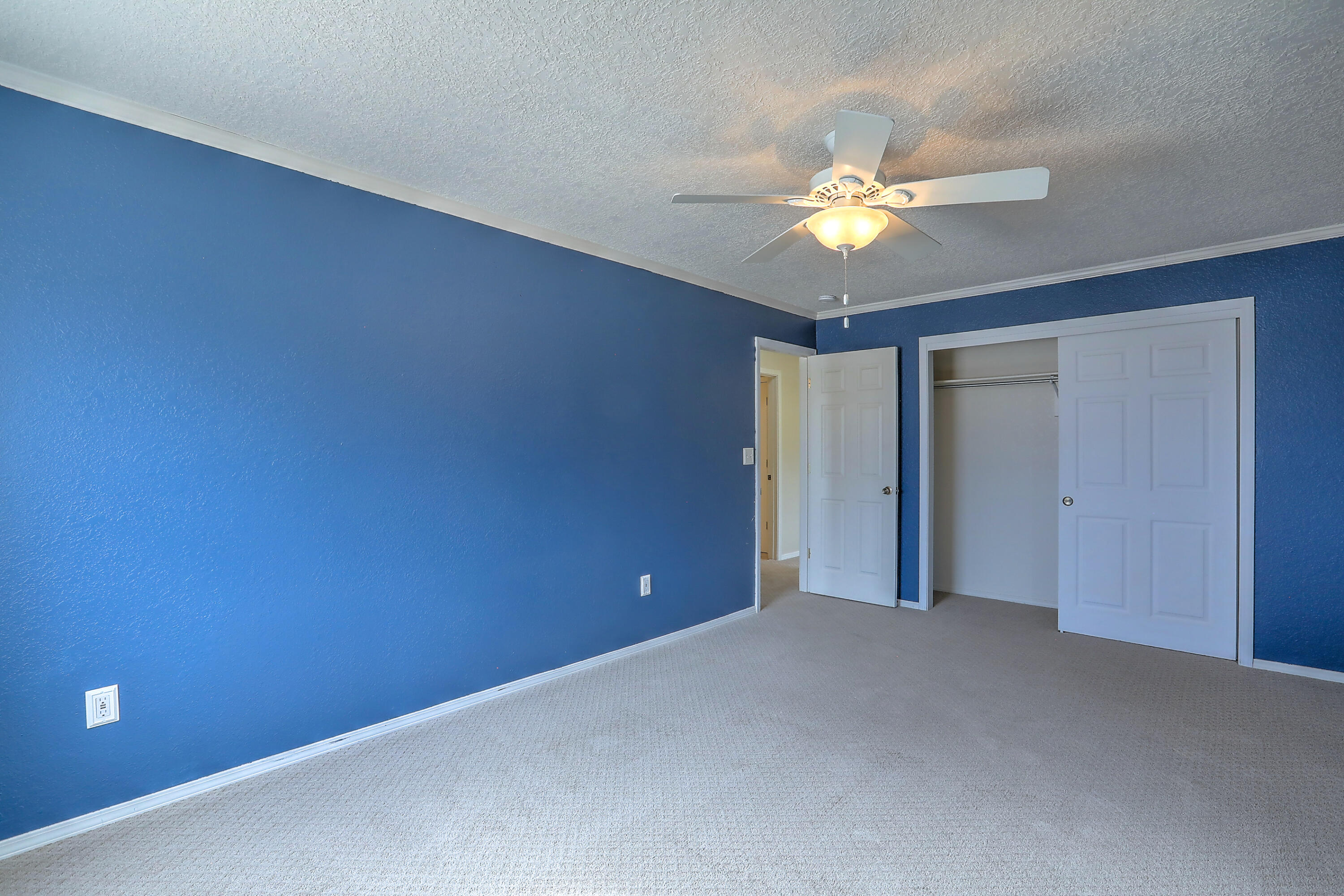 4701 MORRIS Street NE Unit: 1802