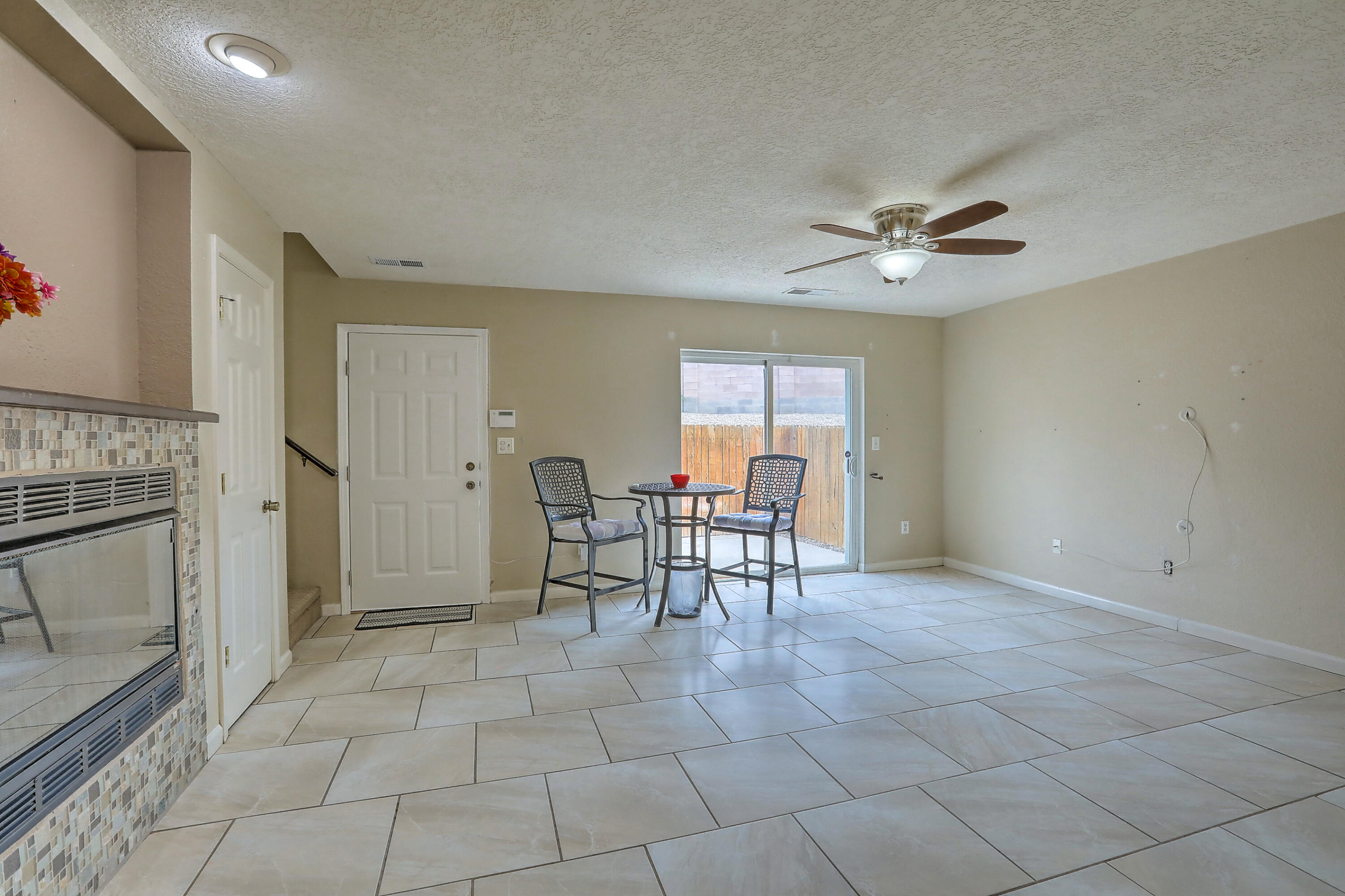 4701 MORRIS Street NE Unit: 1802
