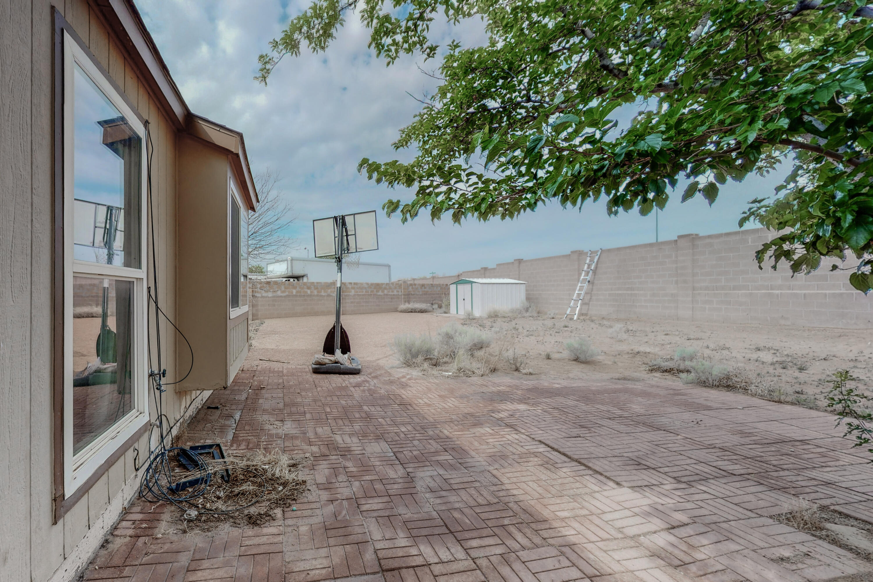 1865 CLEARWATER Loop NE