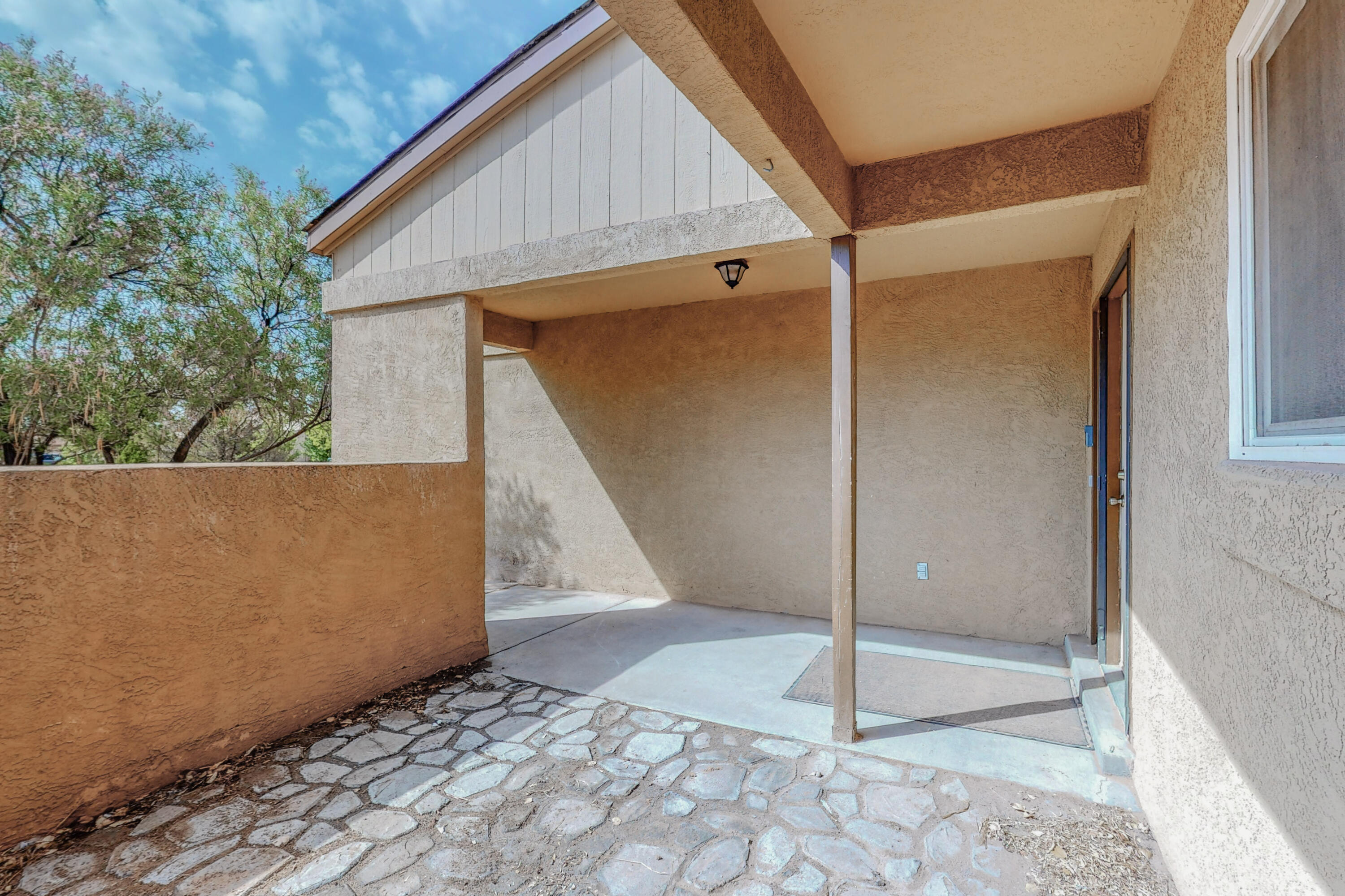 1865 CLEARWATER Loop NE