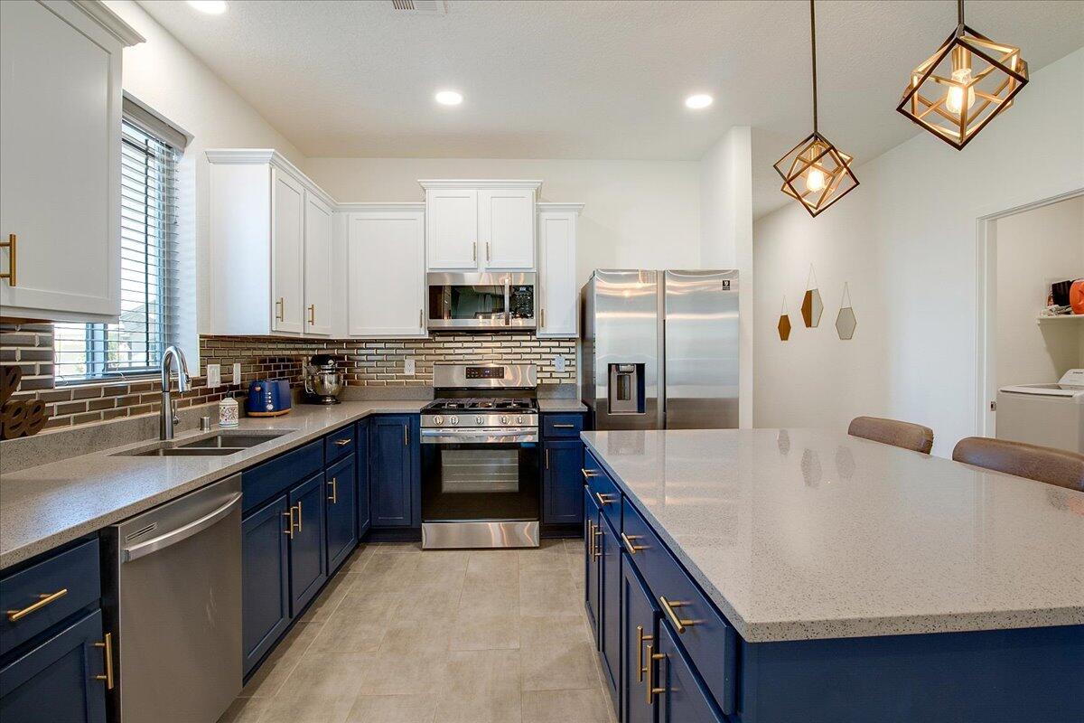 2696 CAMINO PLATA Loop NE