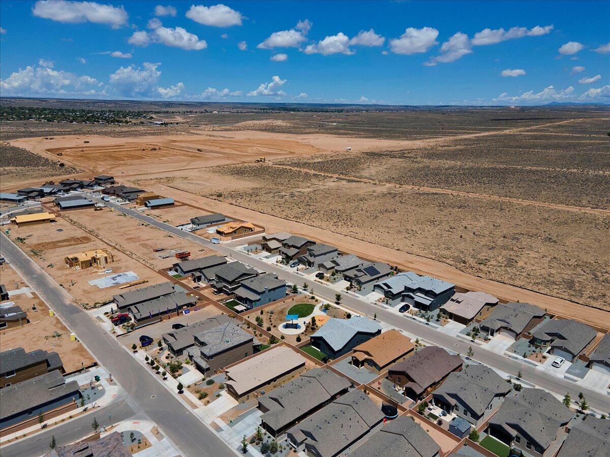 2696 CAMINO PLATA Loop NE