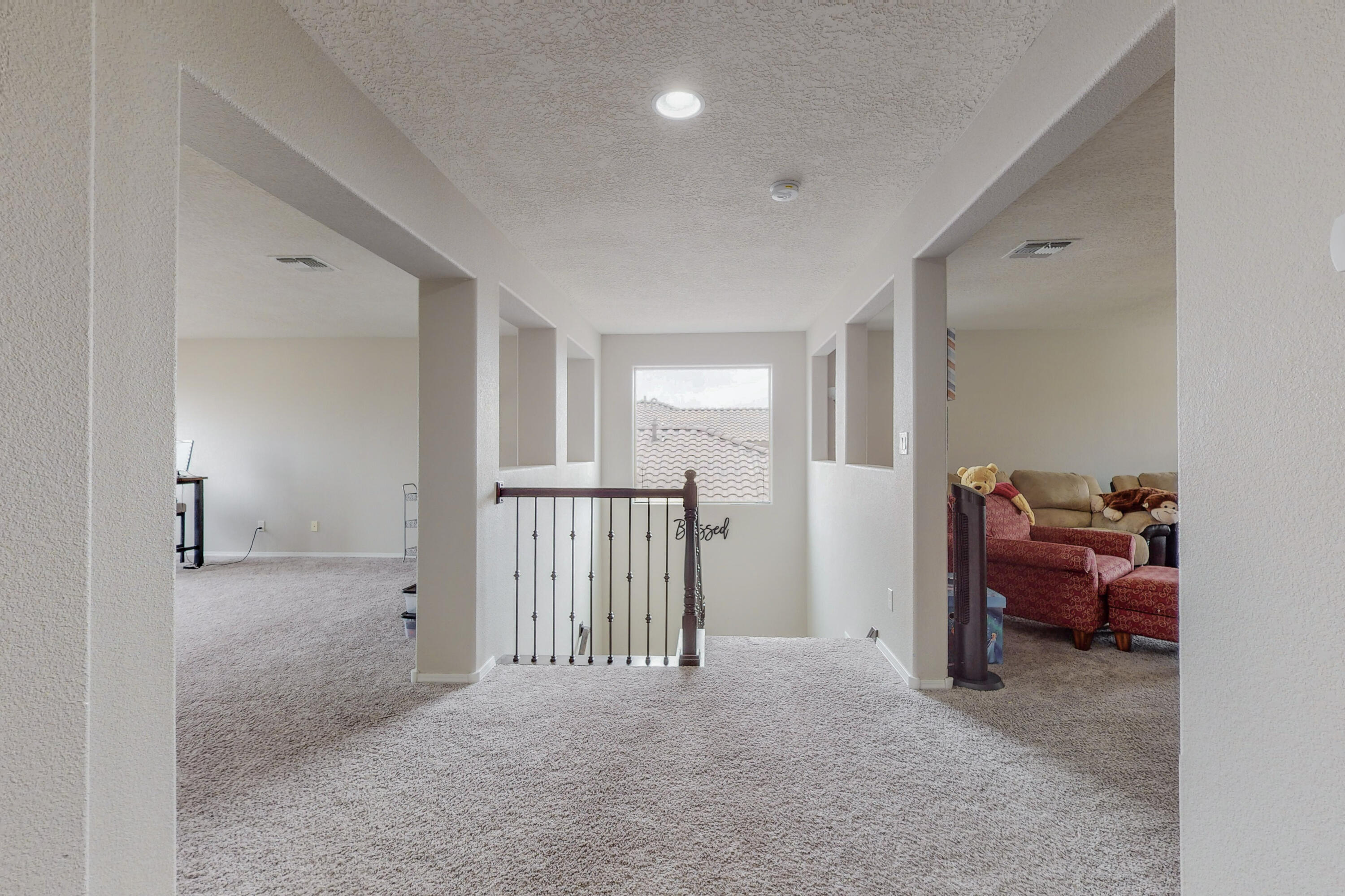 2720 DELICIAS Road SE