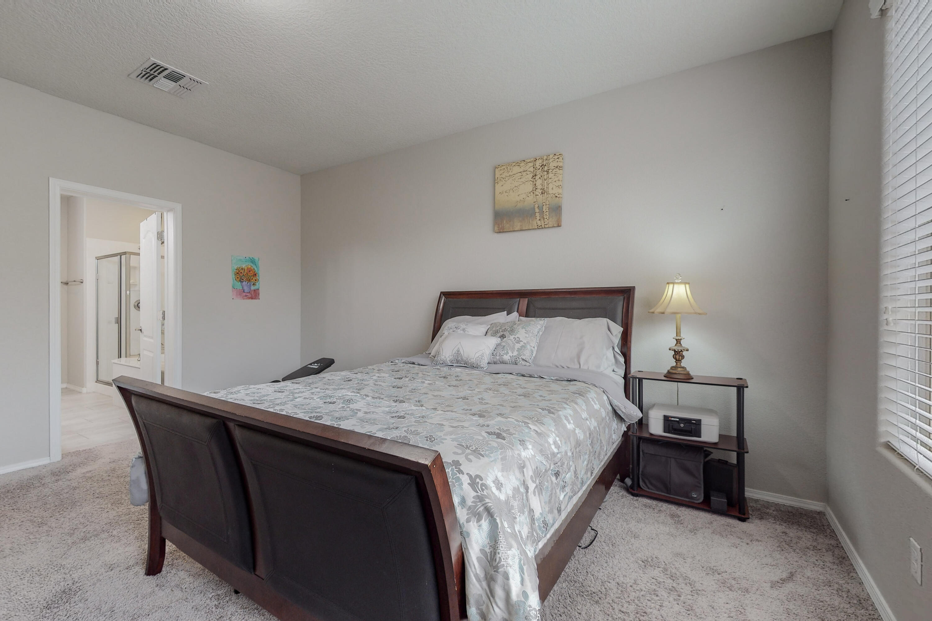 2720 DELICIAS Road SE
