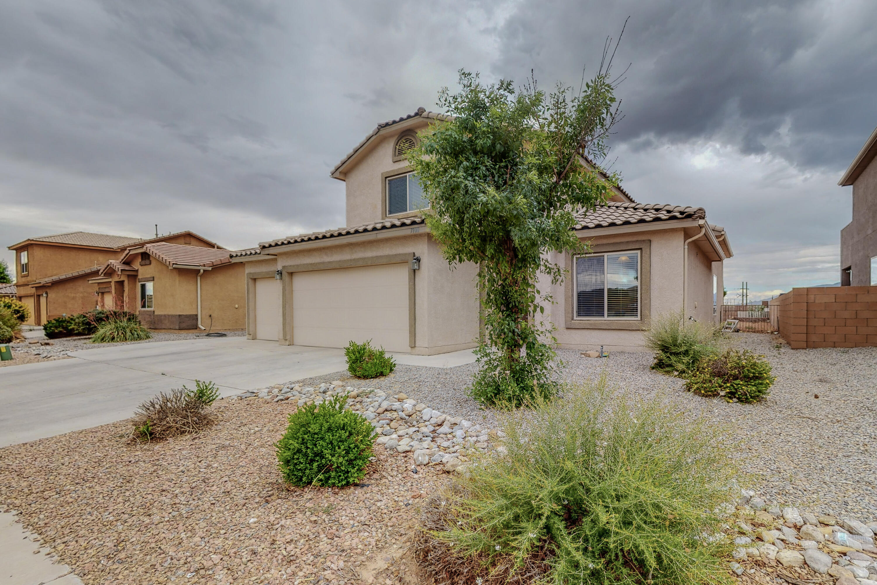 7100 VISTA DEL SOL Drive NW