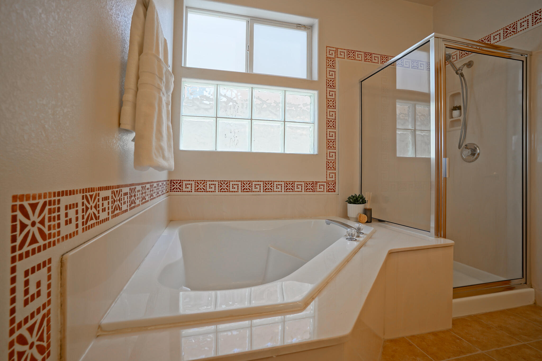 4215 NEW VISTAS Court NW