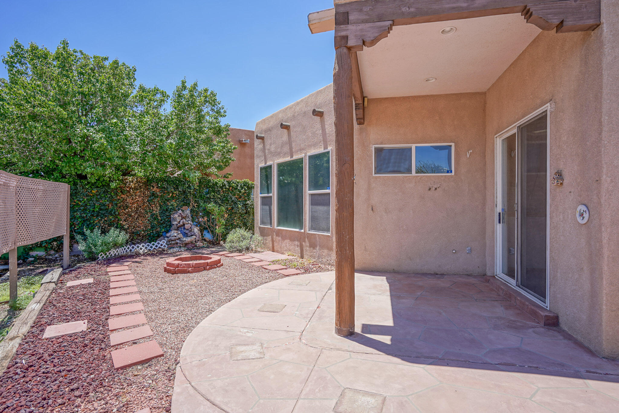 4215 NEW VISTAS Court NW