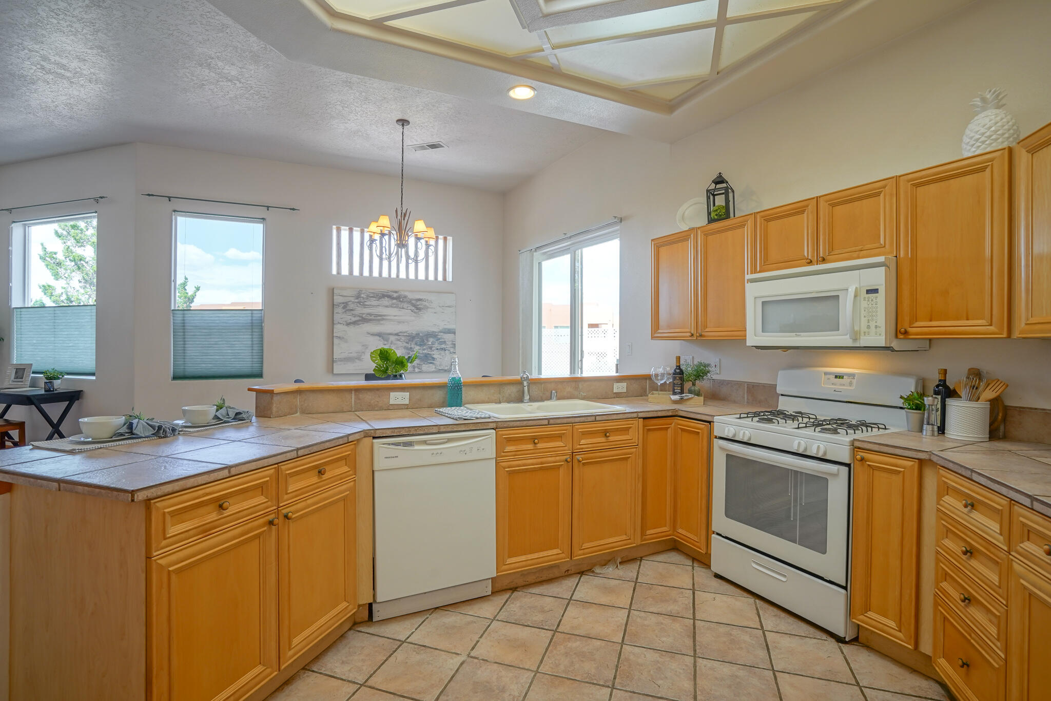 4215 NEW VISTAS Court NW