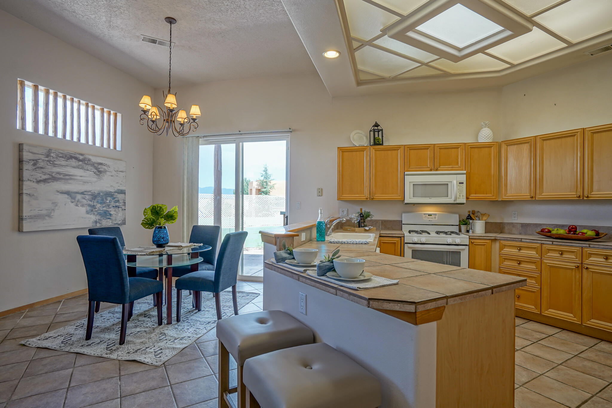 4215 NEW VISTAS Court NW