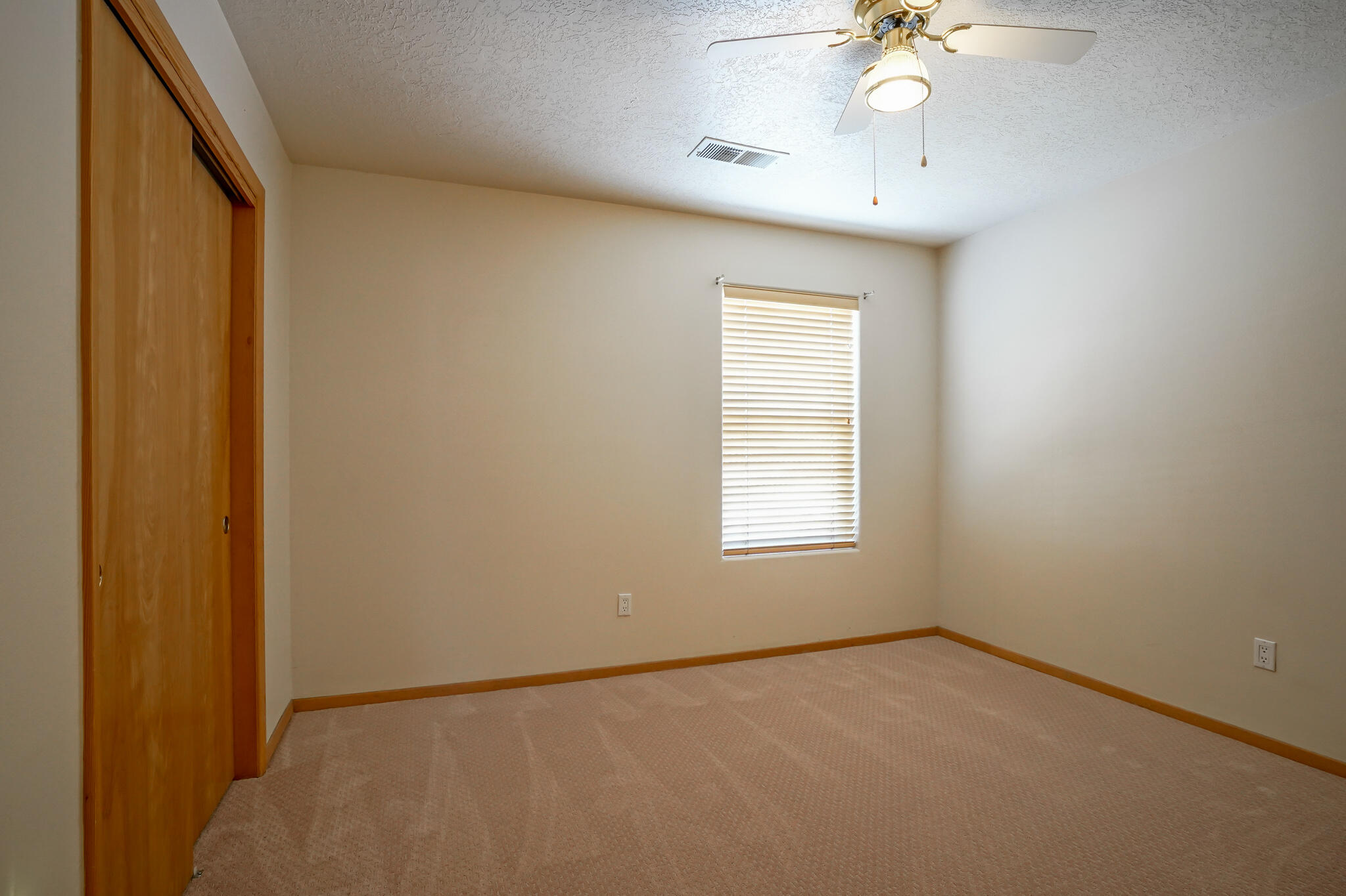 4215 NEW VISTAS Court NW