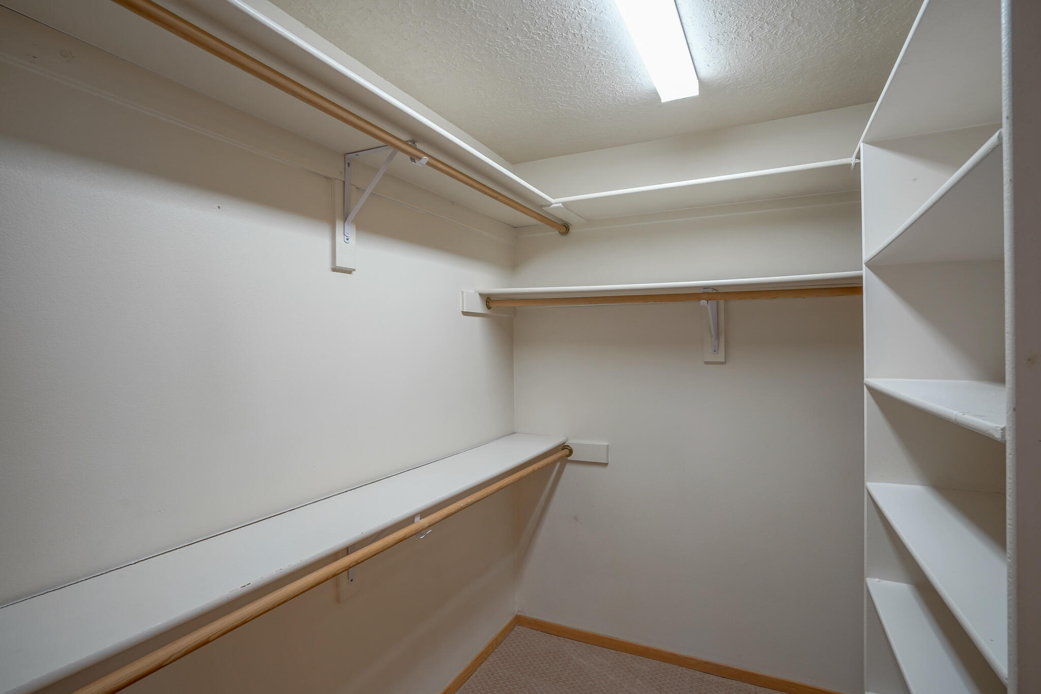 4215 NEW VISTAS Court NW