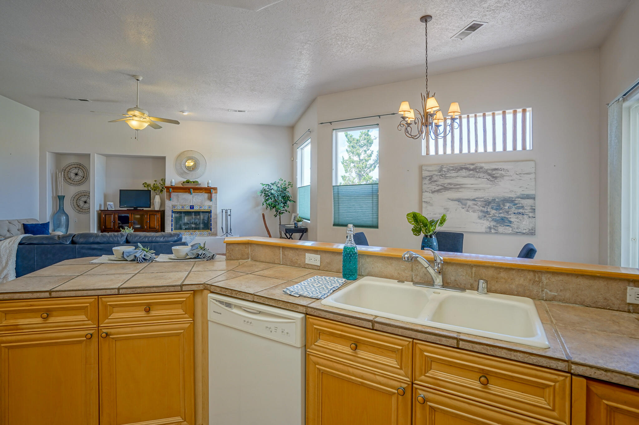 4215 NEW VISTAS Court NW