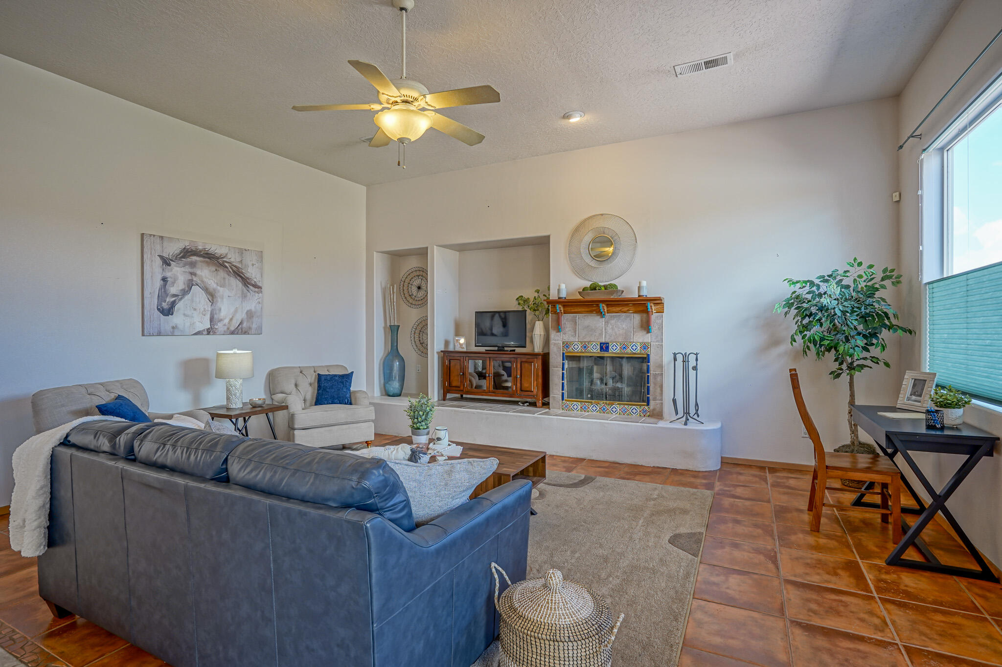 4215 NEW VISTAS Court NW