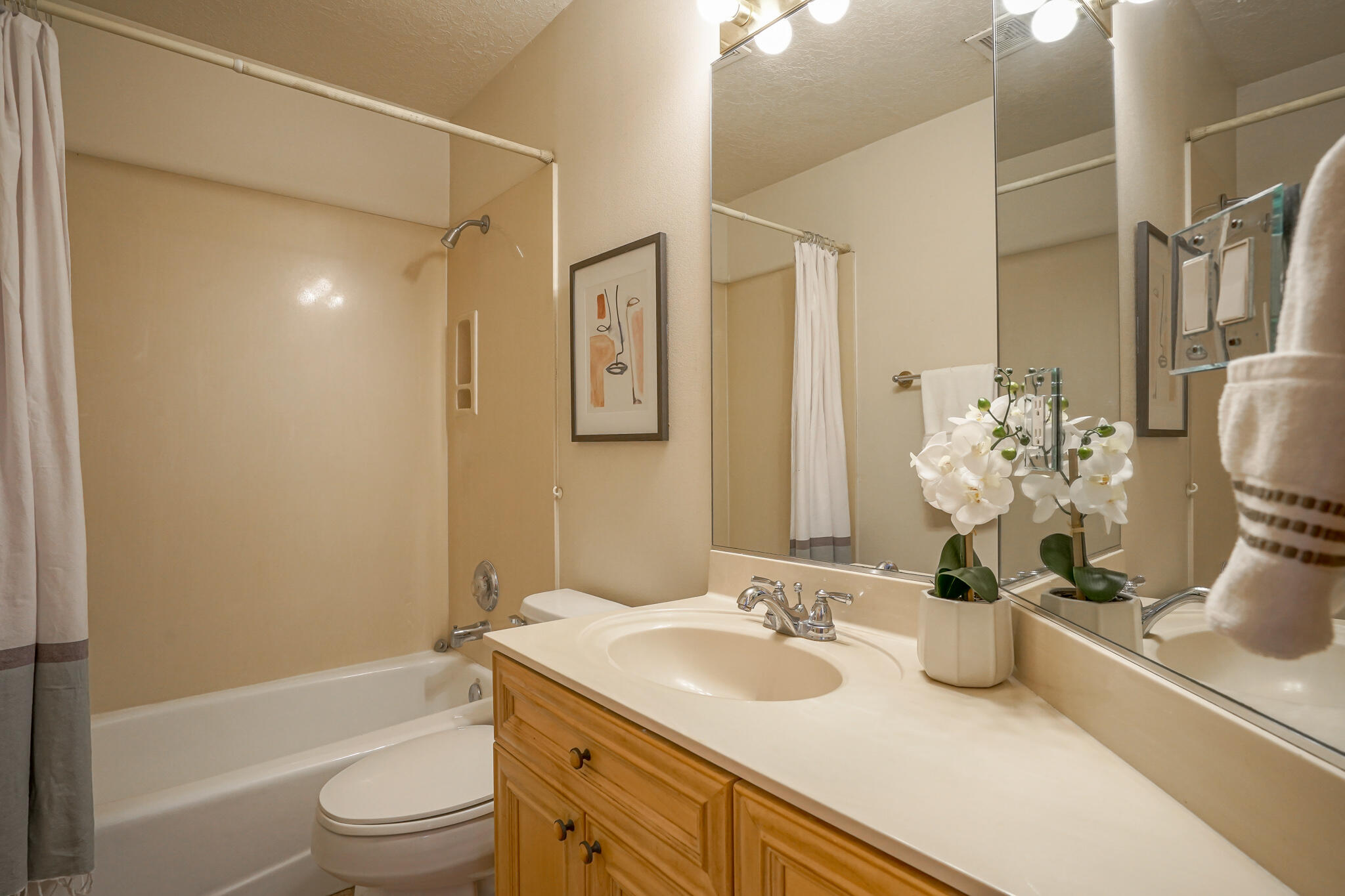 4215 NEW VISTAS Court NW