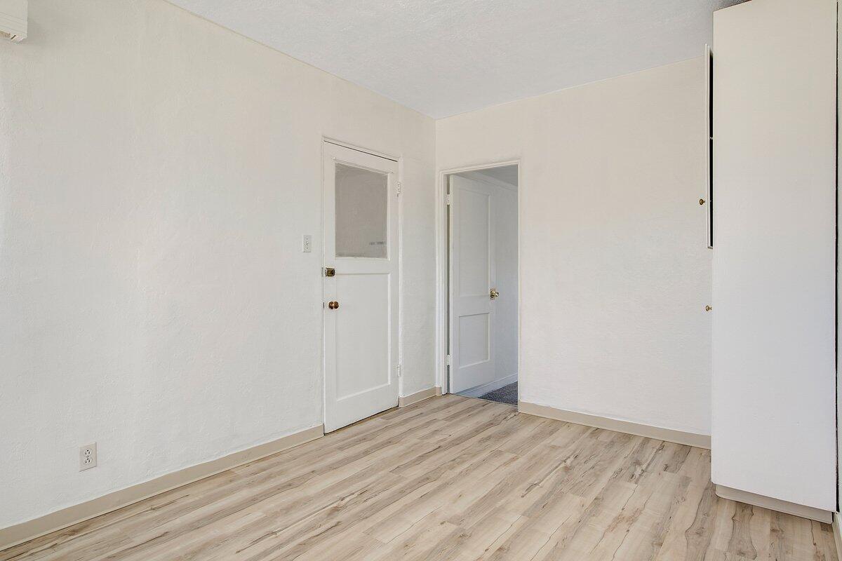 463 LOMA HERMOSA Drive NW