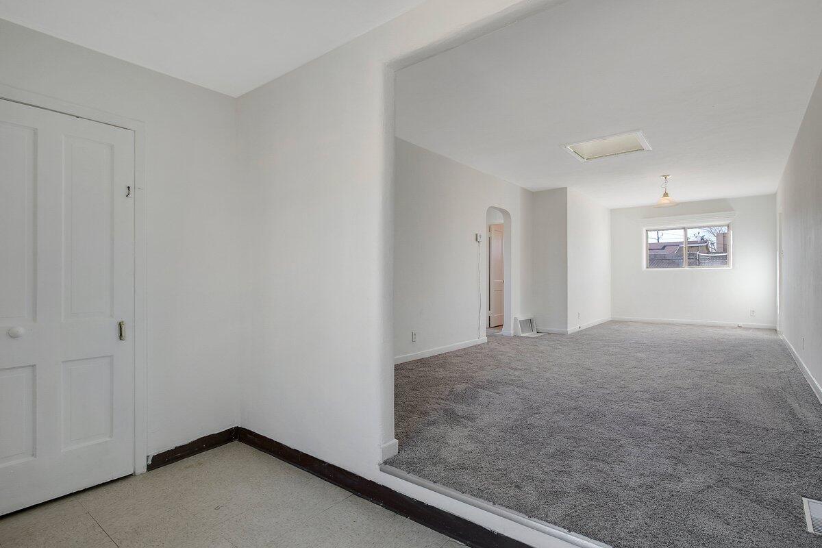 463 LOMA HERMOSA Drive NW