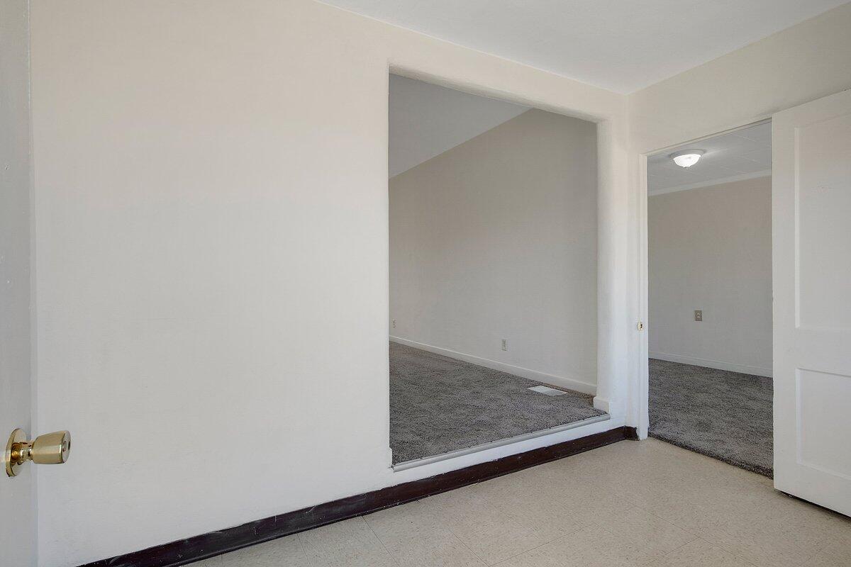 463 LOMA HERMOSA Drive NW
