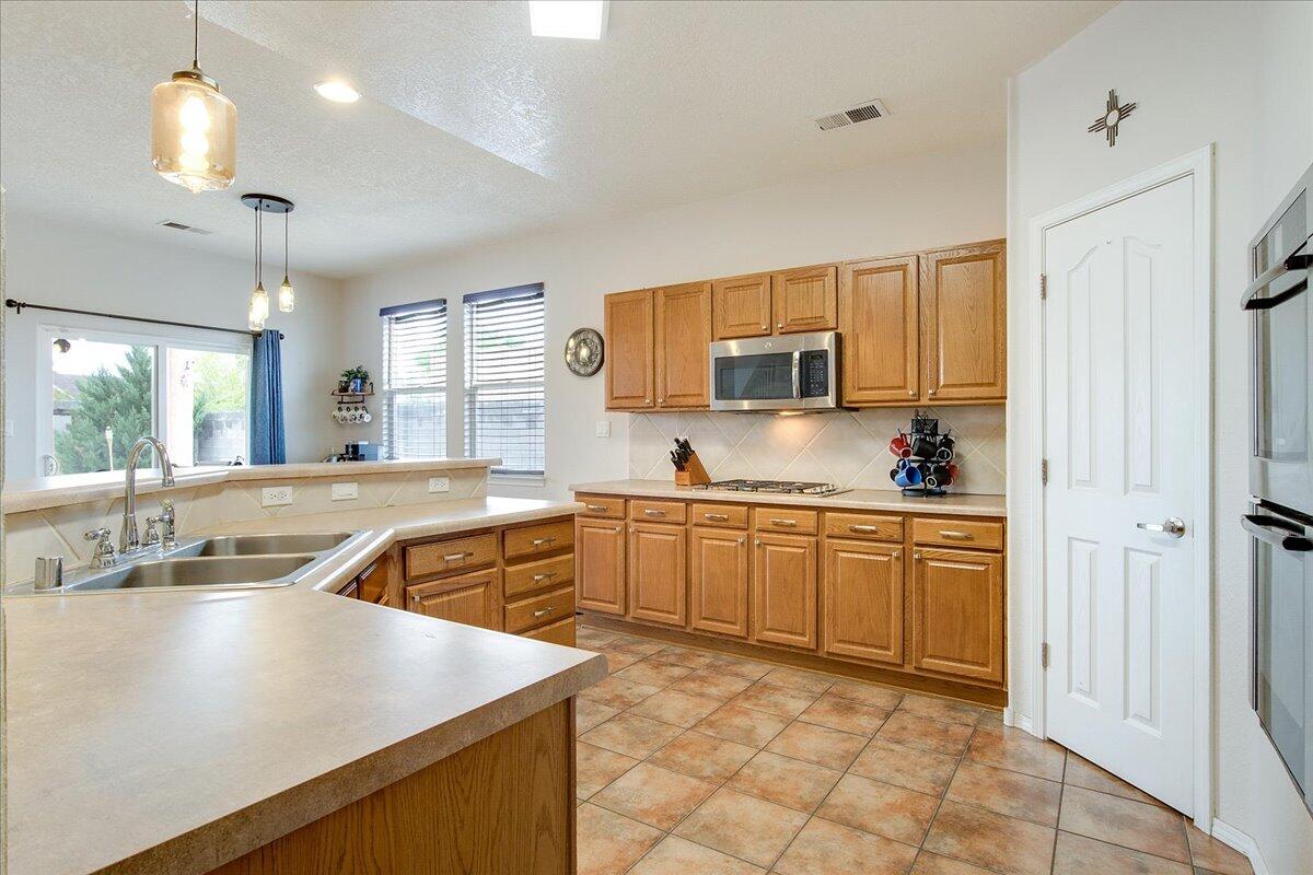 4953 DREAM DANCER Drive NE