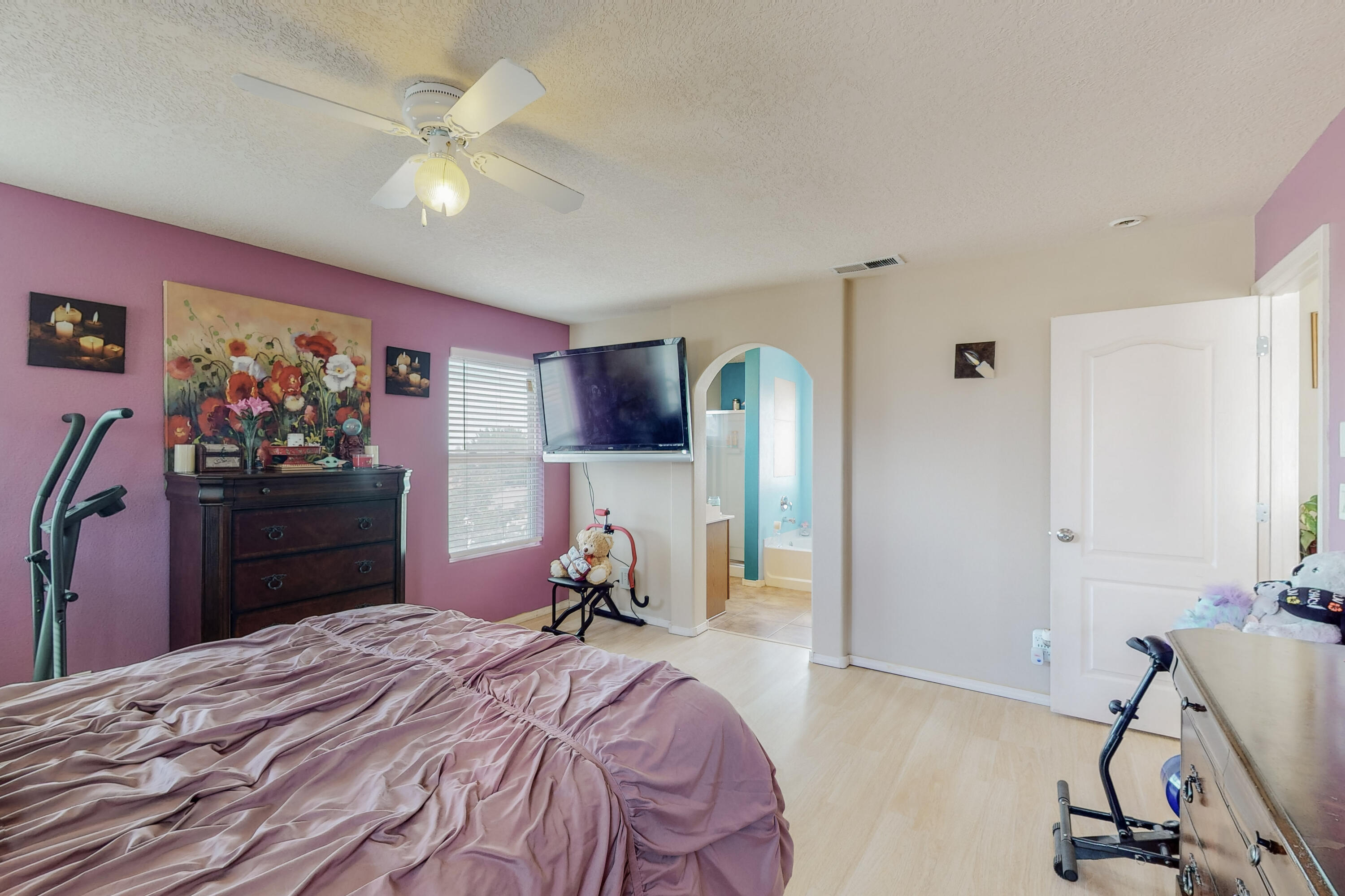 10715 CRANDALL Road SW