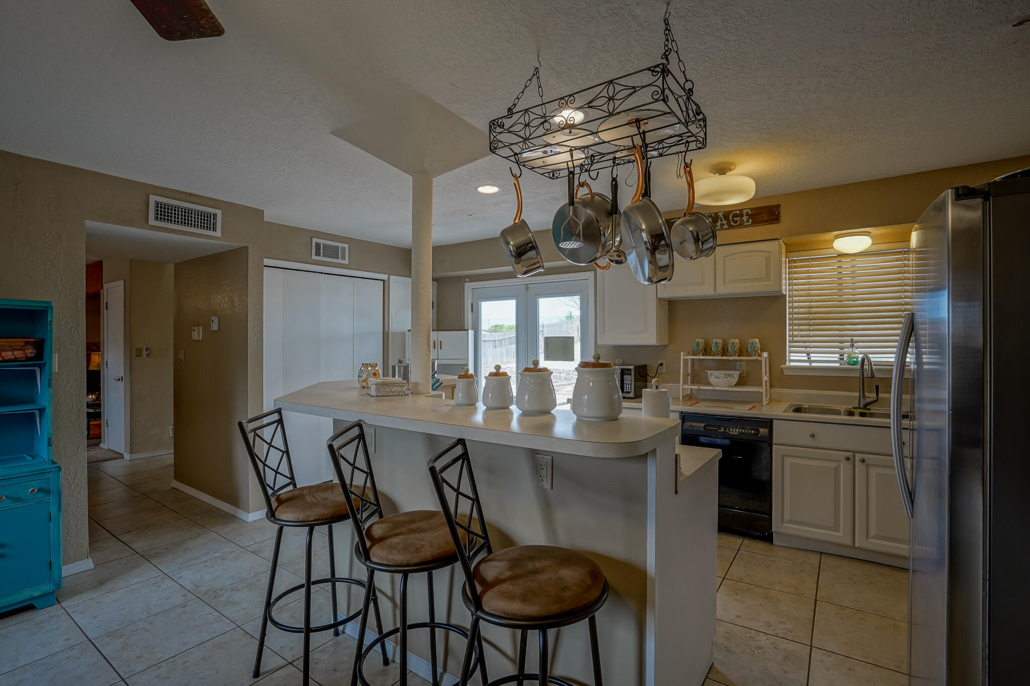 97 SUMMER WINDS Drive SE