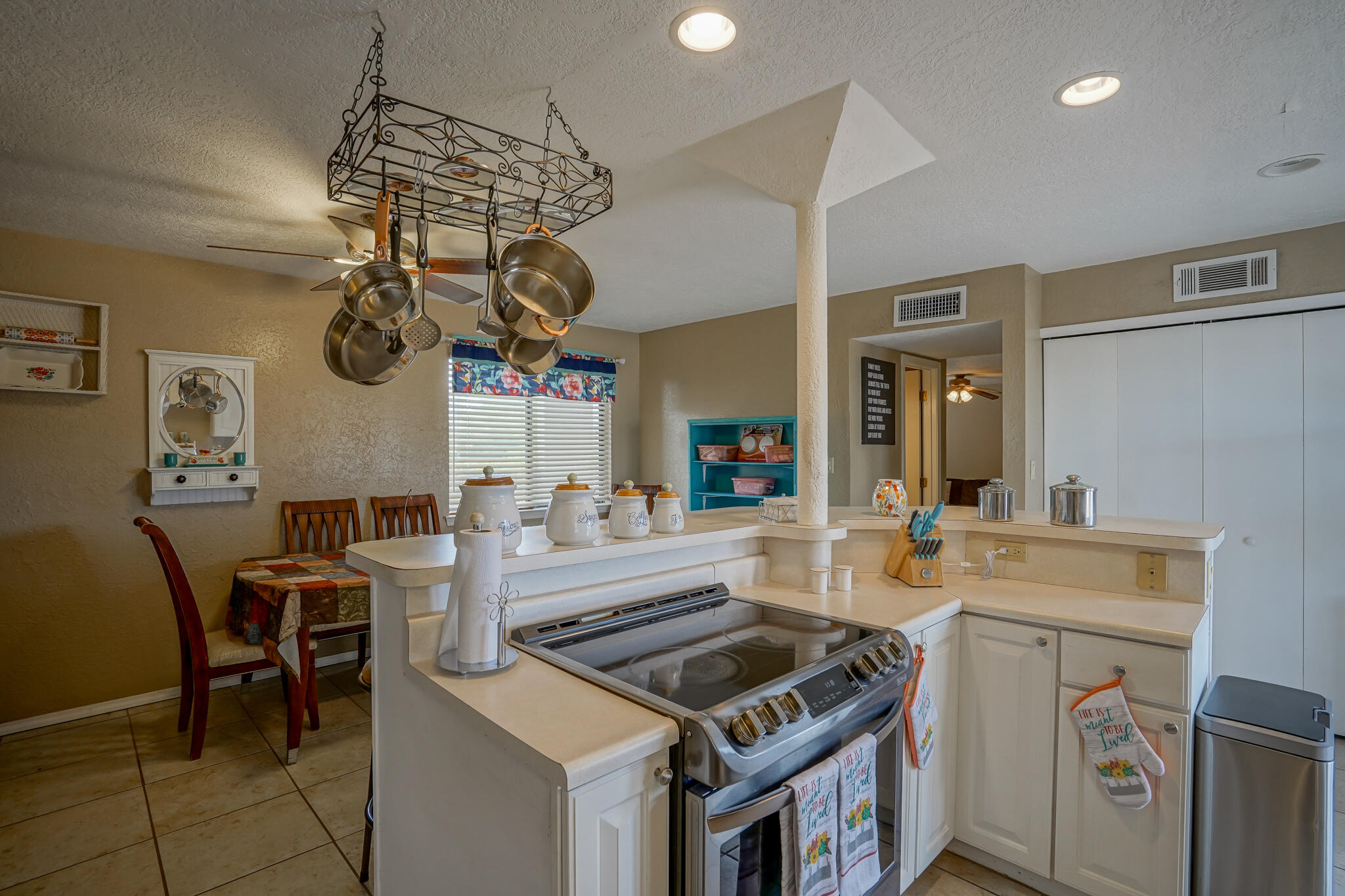 97 SUMMER WINDS Drive SE